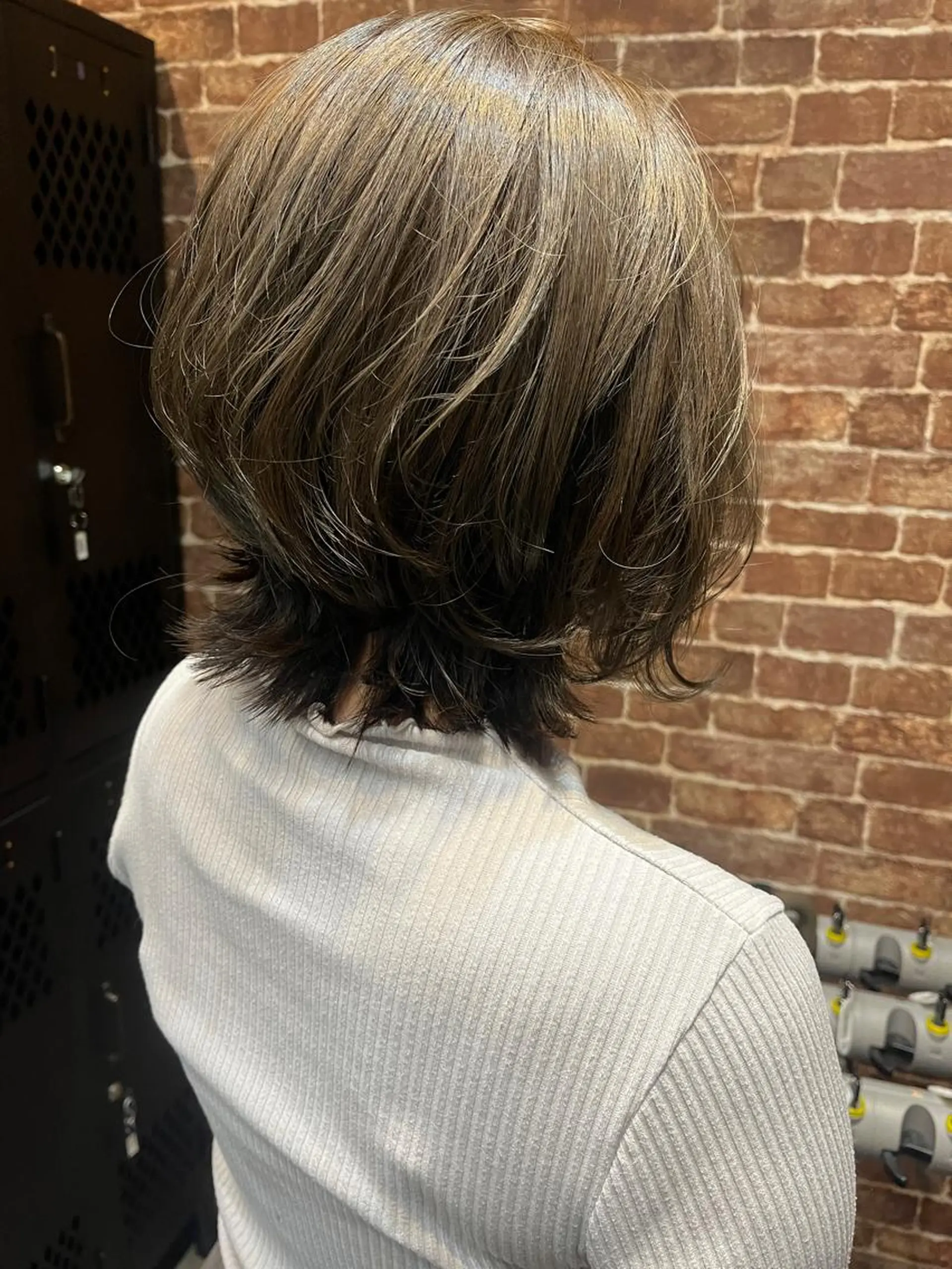ショート カラー パーマ ヘアアレンジ メンズ キッズ ネイル マツエク・マツパ アイブロウ メンズブリーチ メンズハイライト メンズインナーカラー メンズ韓国風 ブリーチ 久木原 ゆりのヘアスタイル