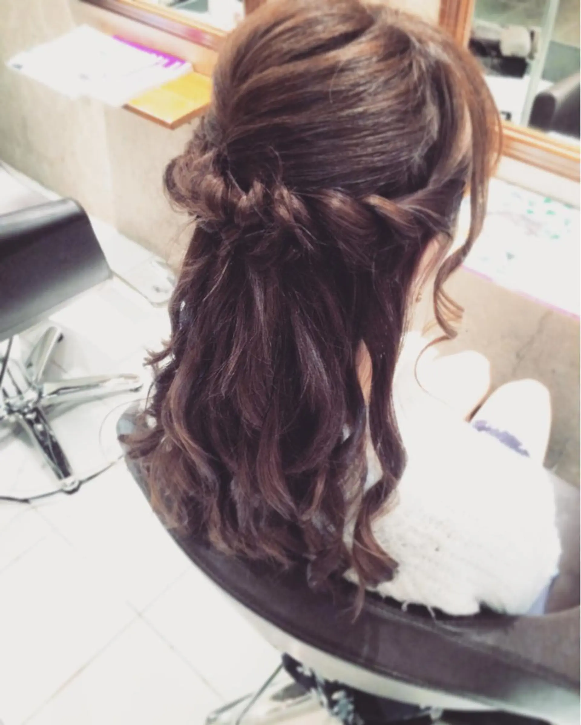 ロング カラー ヘアアレンジ ハーフアップ kazufumi ..のヘアスタイル