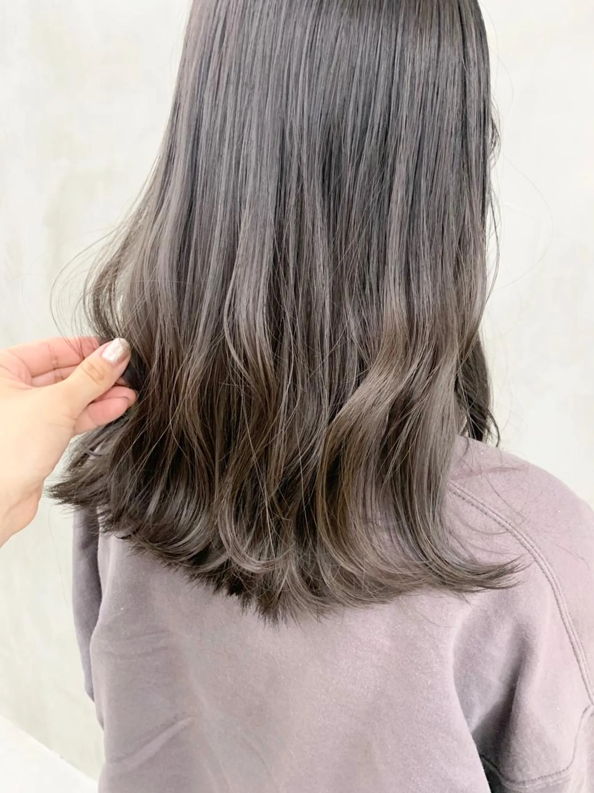 カラー 透明感カラー グレージュ ハイライトカラー イルミナカラー ヘッドスパ (女性限定)🍋モエのヘアスタイル