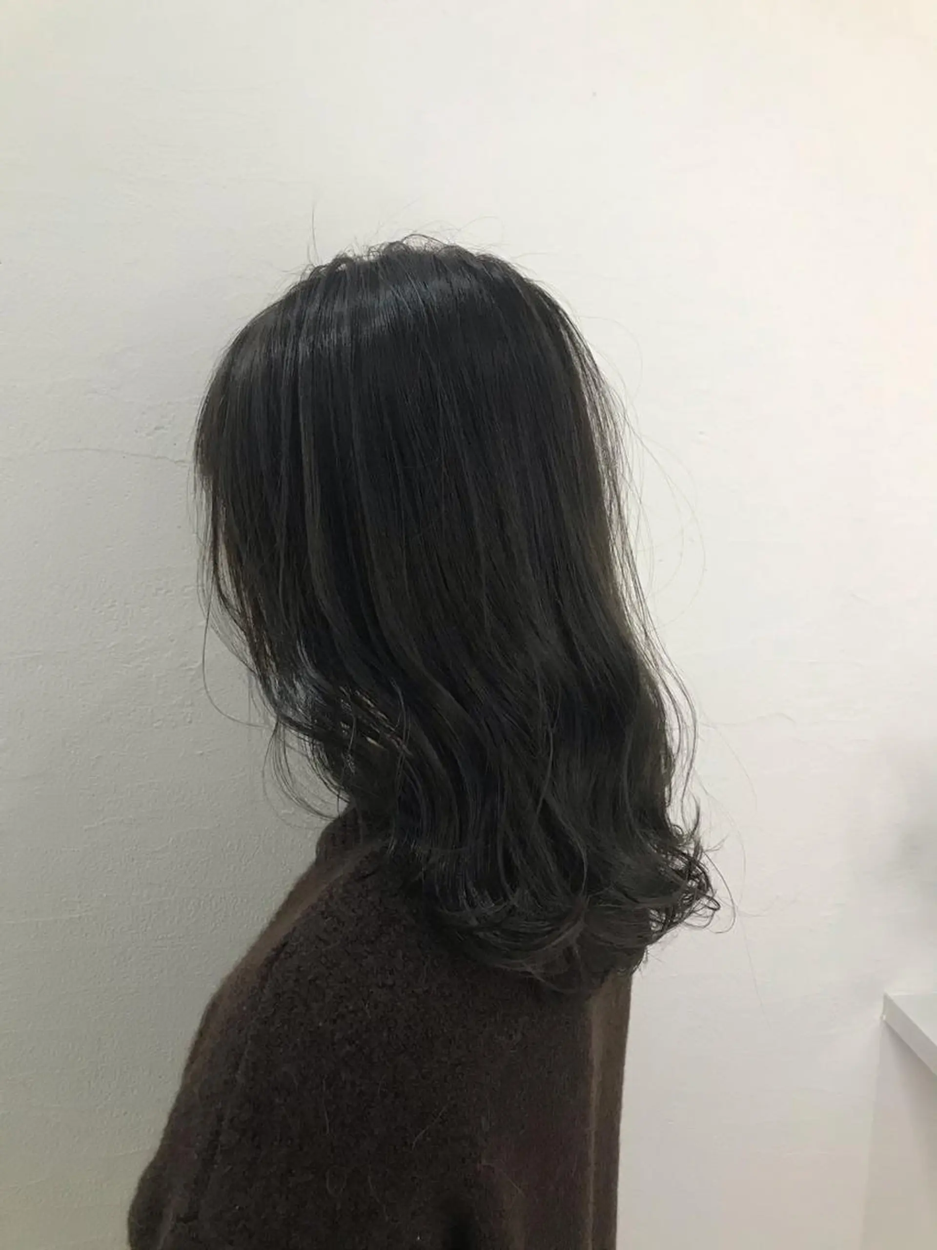 ミディアム カラー ニュアンスパーマ／ レイヤー／茶屋町のヘアスタイル