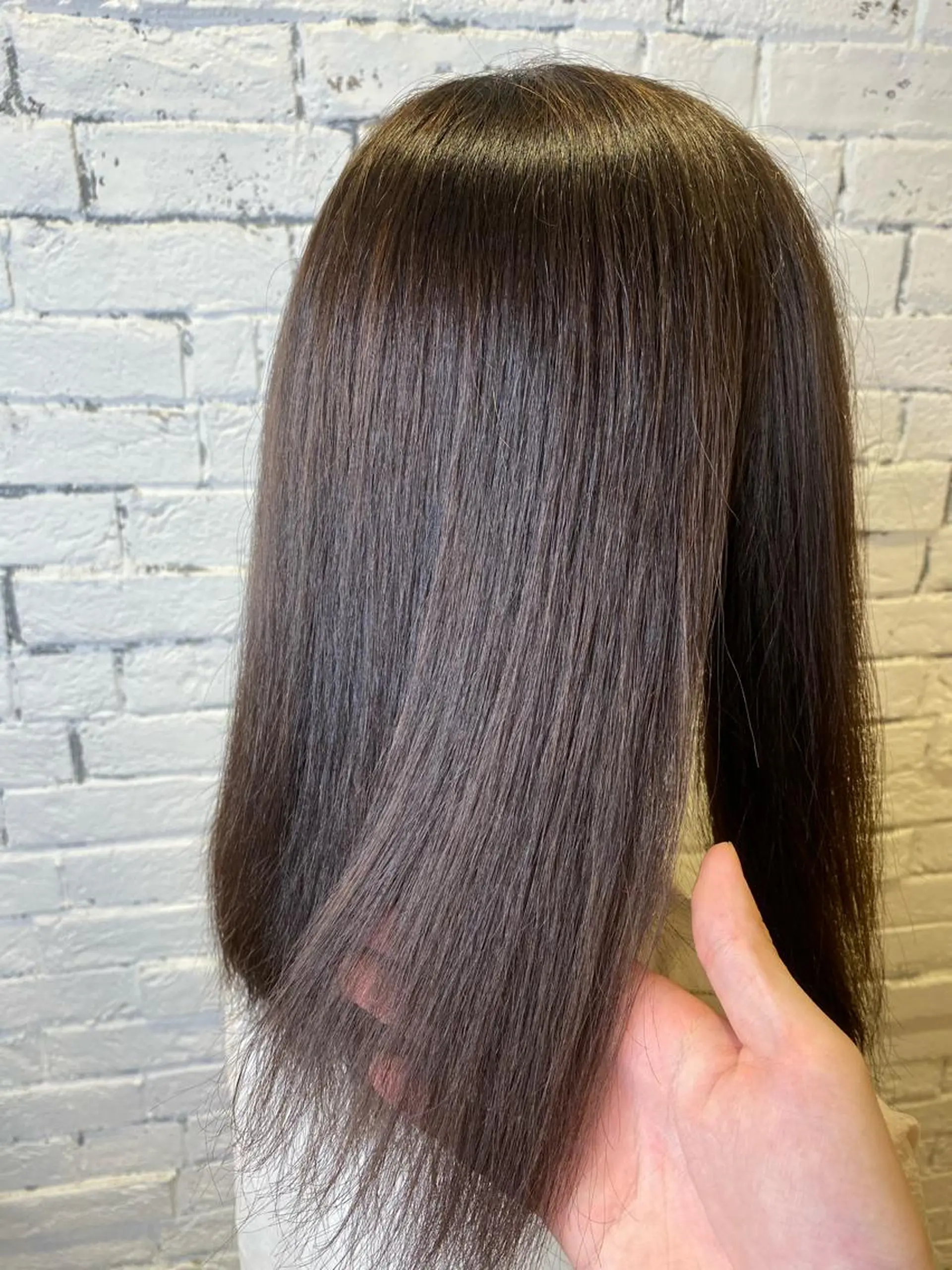 カラー 前田 輝のヘアスタイル