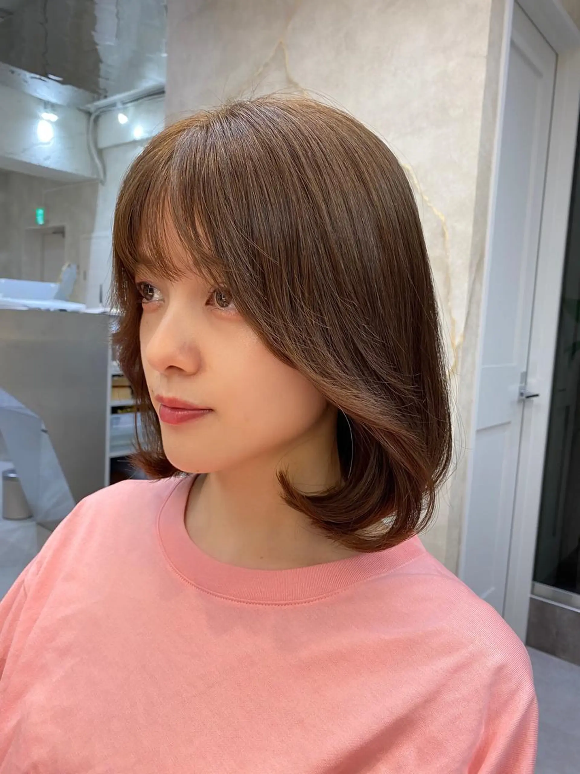 ミディアム カラー ボブ 韓国風ヘア レイヤーと顔まわり 大好き❣️関口拓馬のヘアスタイル