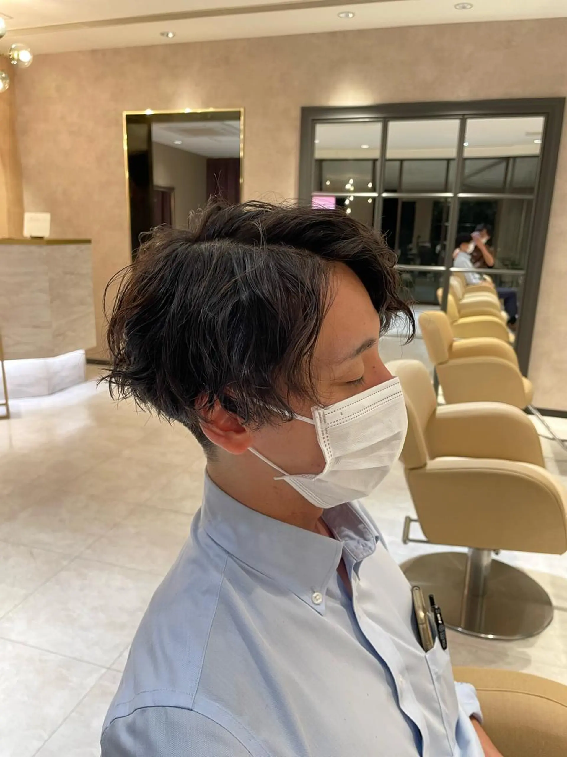 ショート パーマ メンズ センターパート メンズパーマ ツイストスパイラルパーマ スパイラルパーマ メンズ専門美容師✂︎ 大庭勝己のヘアスタイル