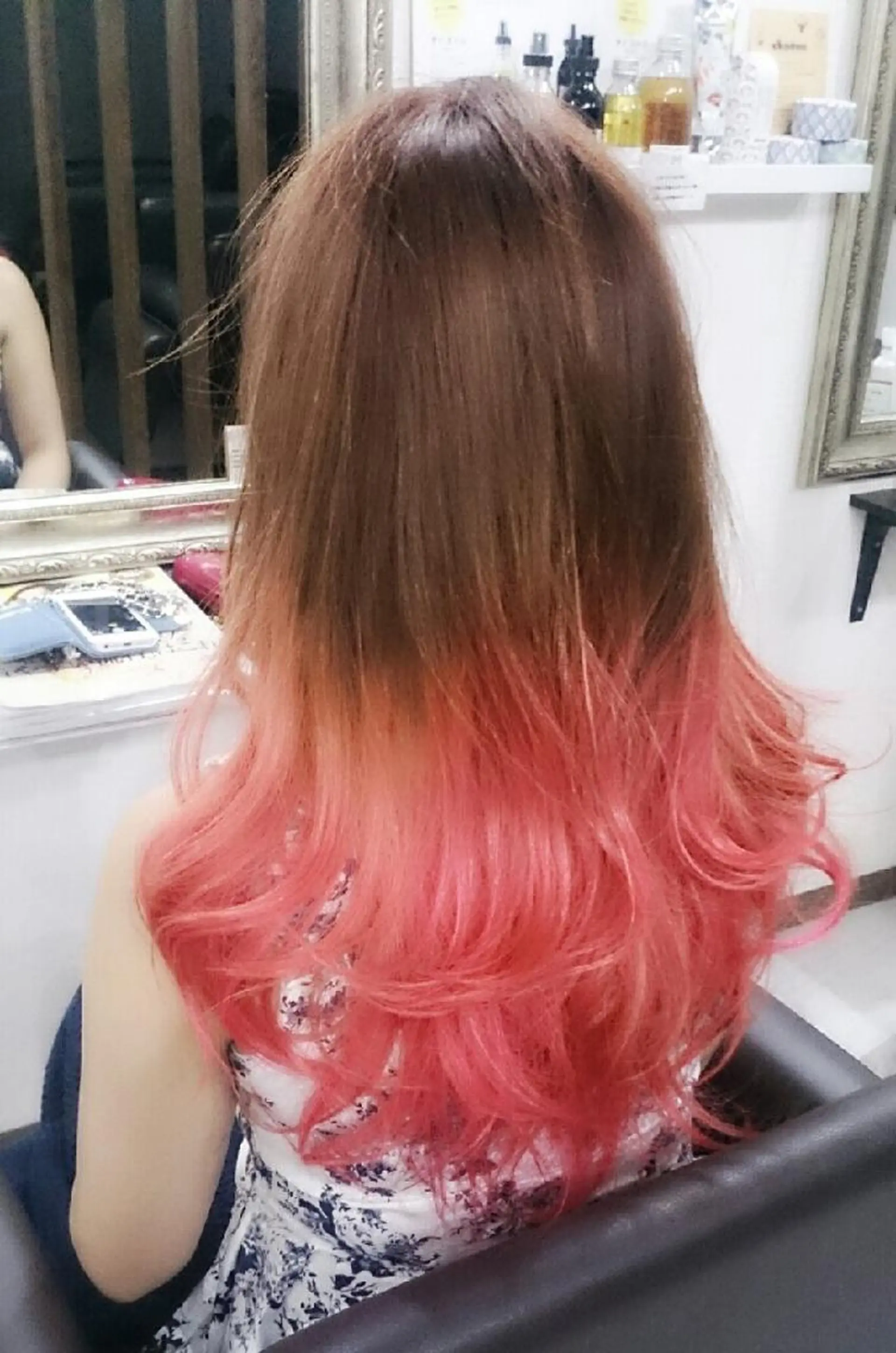 ロング カラー グラデーションカラー ピンクカラー 畑中秀平💛艶髪💜 Babylon 代表のヘアスタイル