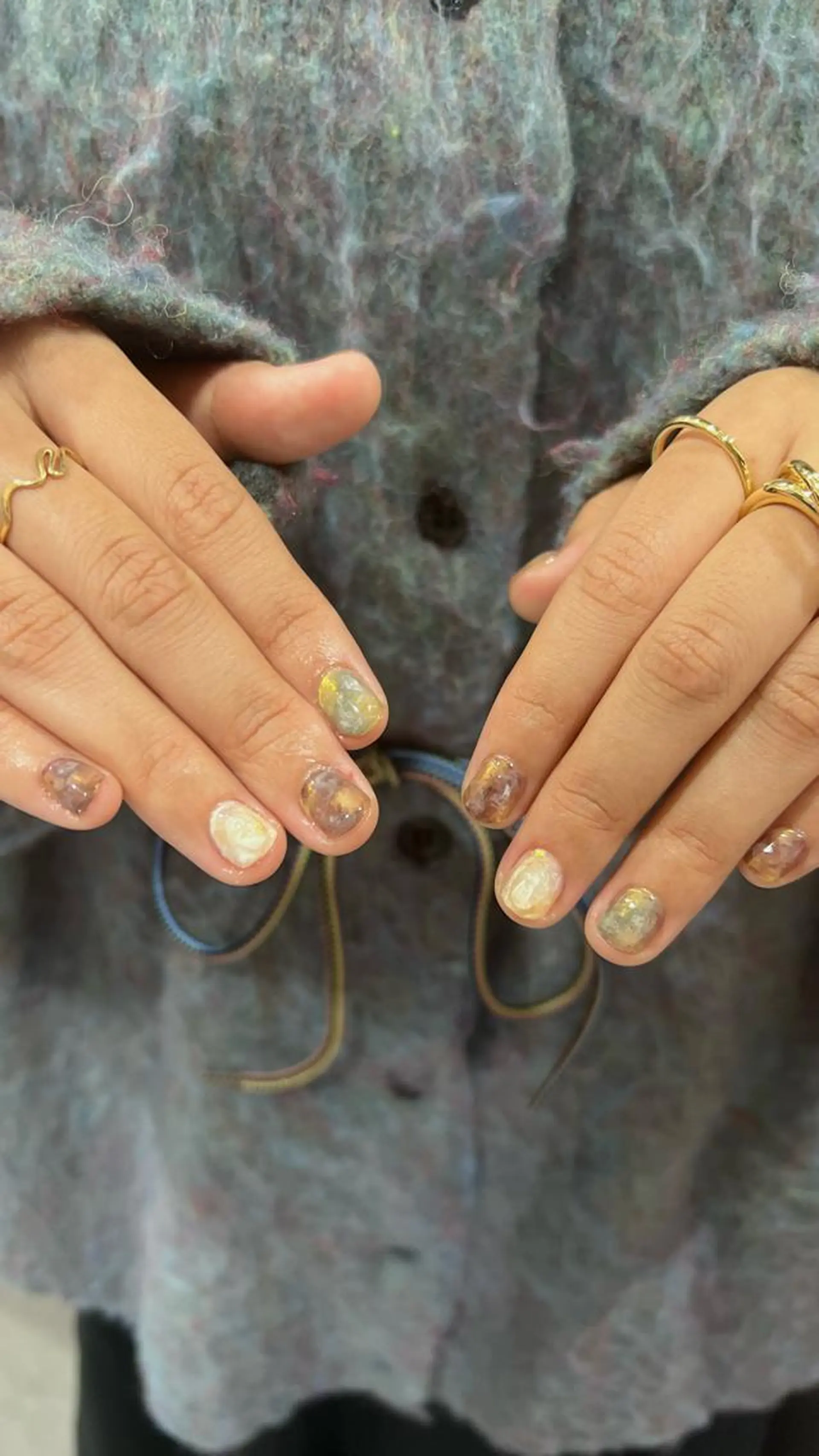 ネイル 暖色ｶﾗｰ/ﾚｲﾔｰ ｶｯﾄ/Yunaのヘアスタイル