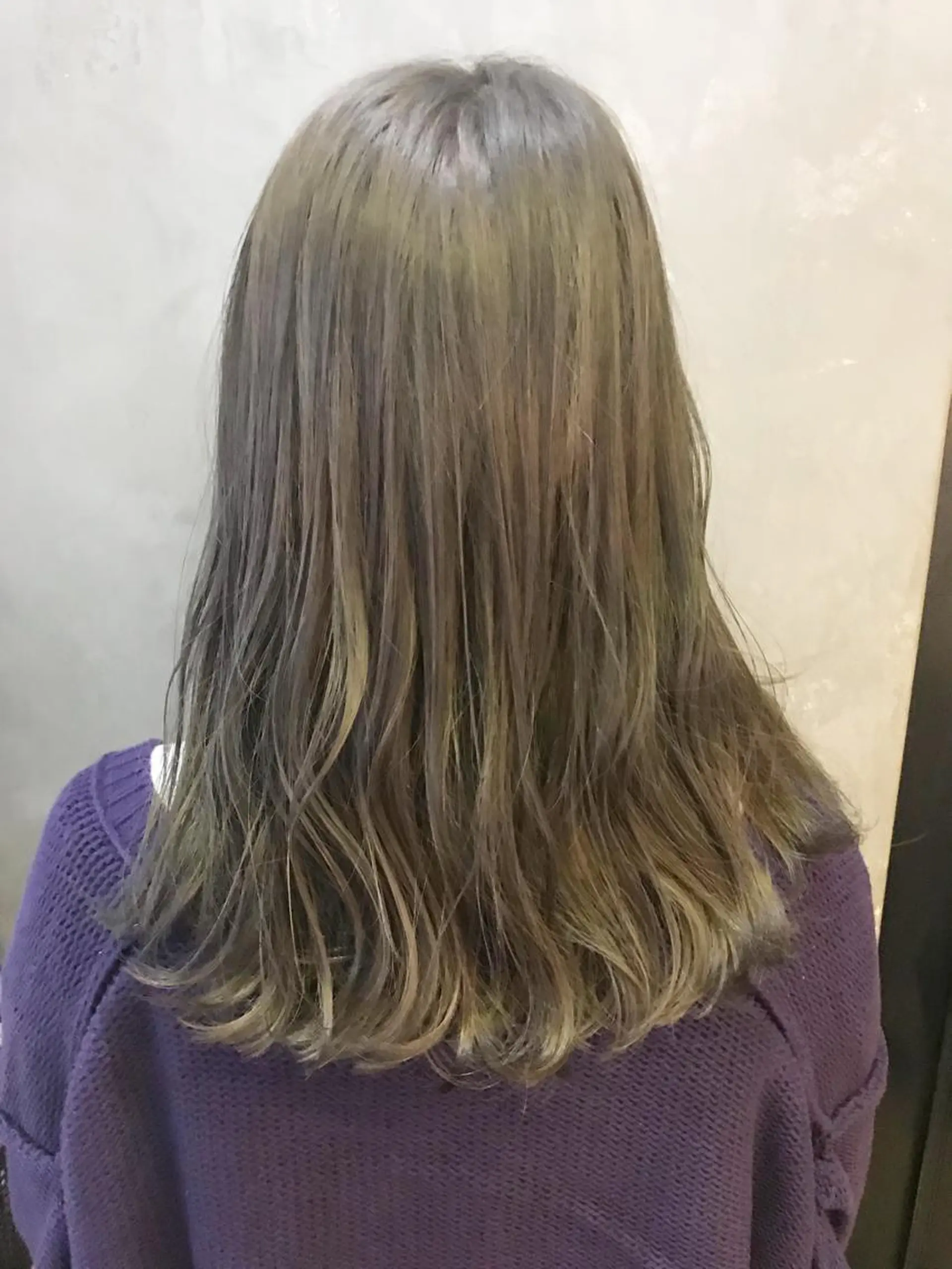 ミディアム kvell by urban.所属・ショート・ボブ ・ウルフ✂︎IMAIのヘアスタイル