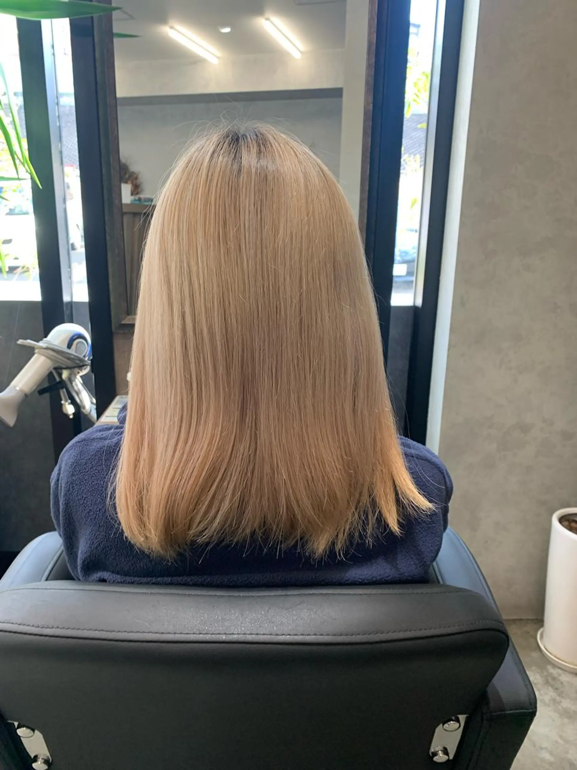 ロング カラー ブリーチ カット ヘアカラー トリートメント Haru/THREE …by velvetのヘアスタイル
