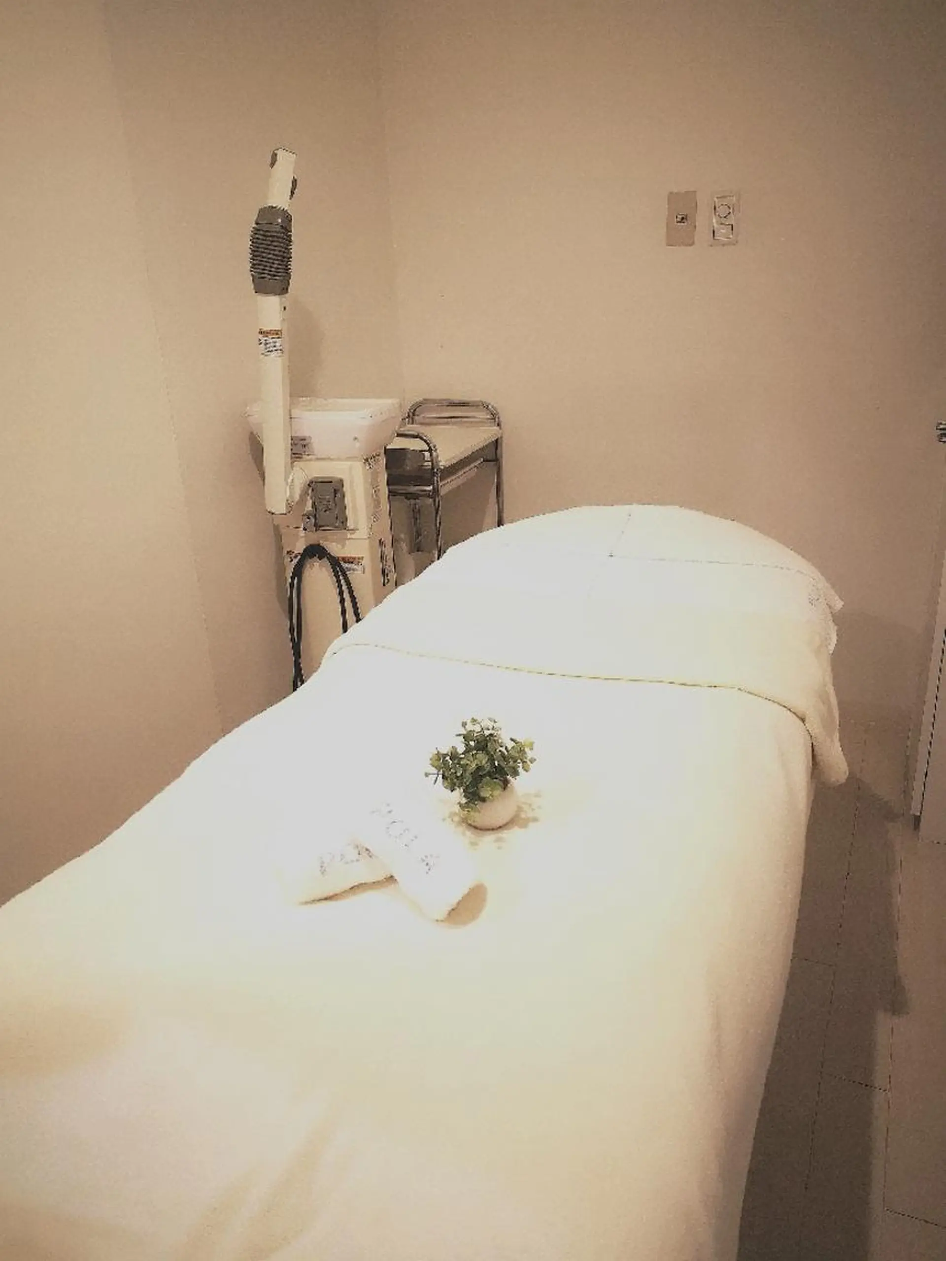 小顔毛穴/POLA 心斎橋難波5分のエステ・リラクイメージ