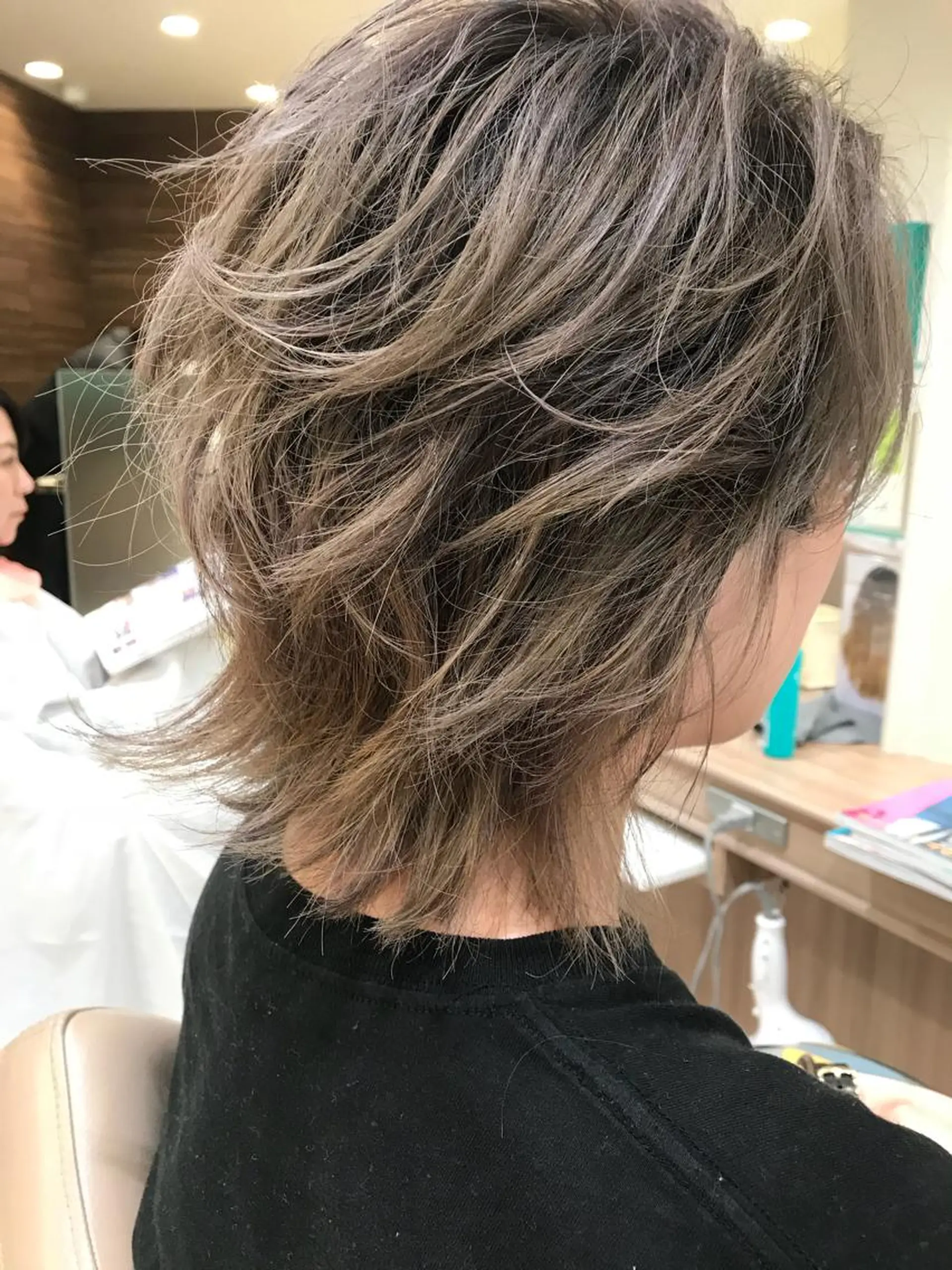 ショート カラー ショートヘア ヘアカラー トリートメント 当日予約🆗✂︎ ウエモト　タクのヘアスタイル