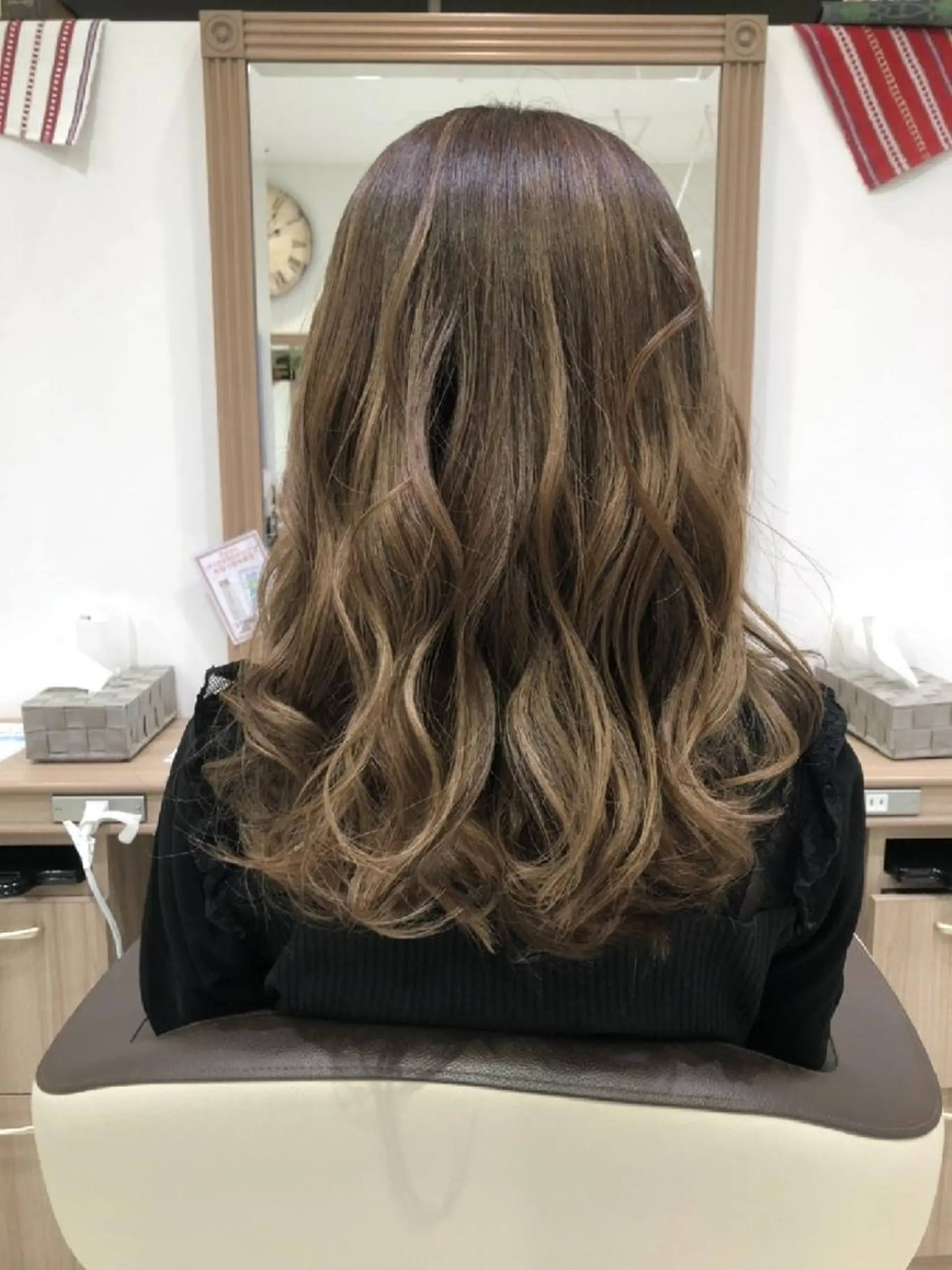 セミロング カラー アッシュ ベージュカラー ブリーチ ハイライトカラー イルミナカラー カラー特化🔥中村 和貴＜Ash津田沼＞のヘアスタイル