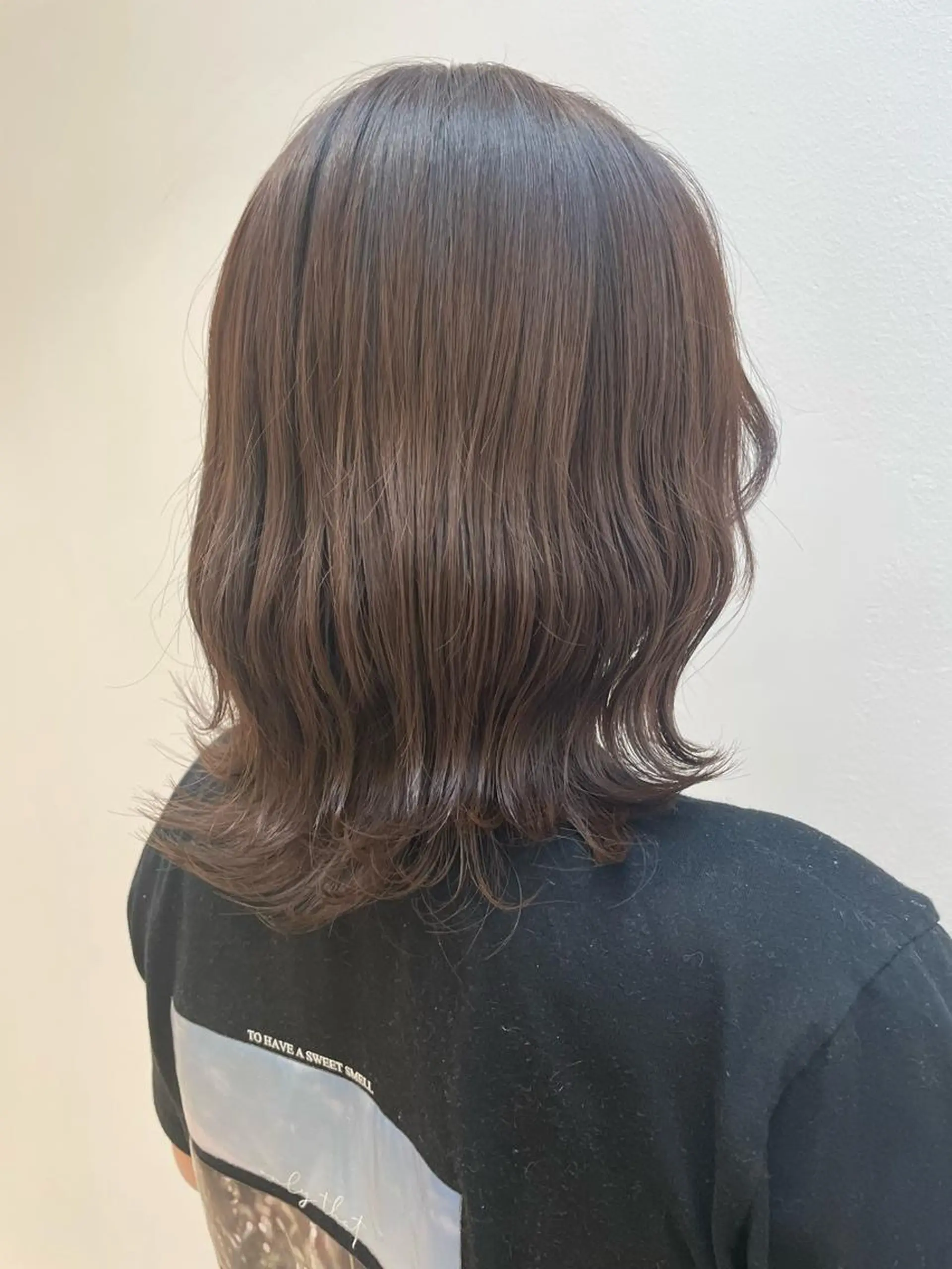 ミディアム レイヤー/ハイトーン 🫧‪Erikaのヘアスタイル