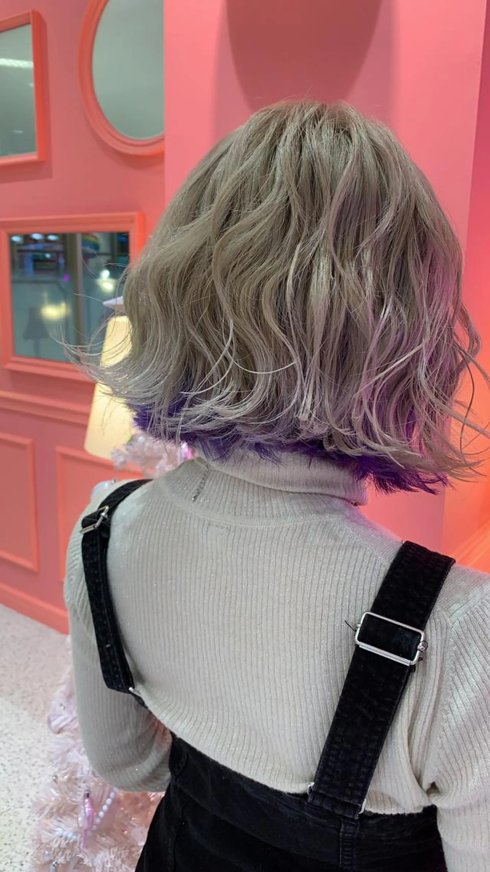 ミディアム カラー ヘアカラー トリートメント 切りっぱなしボブ レイヤー/縮毛矯正のヘアスタイル