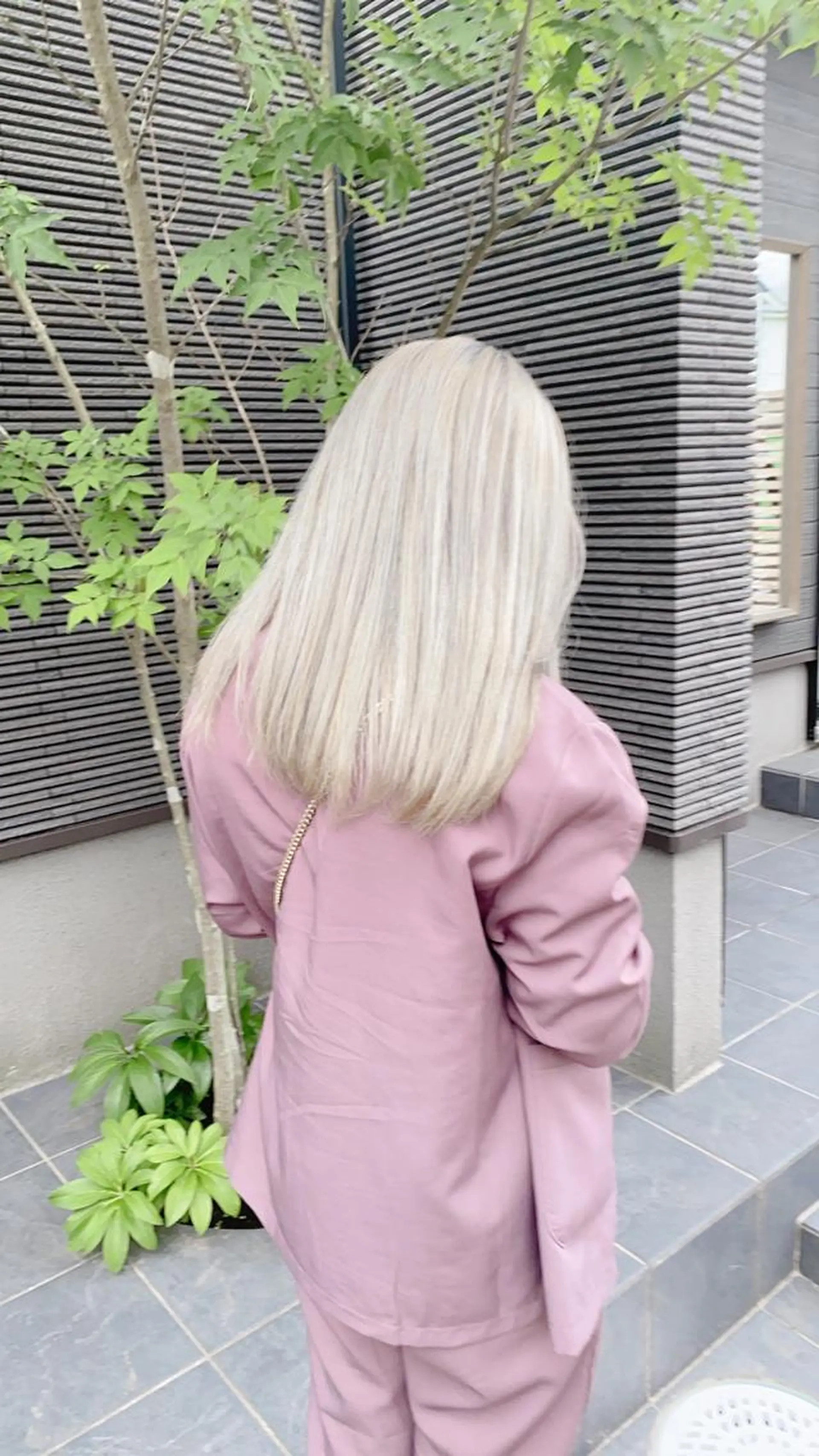 ロング カラー 美髪ストレート 川本雄己のヘアスタイル