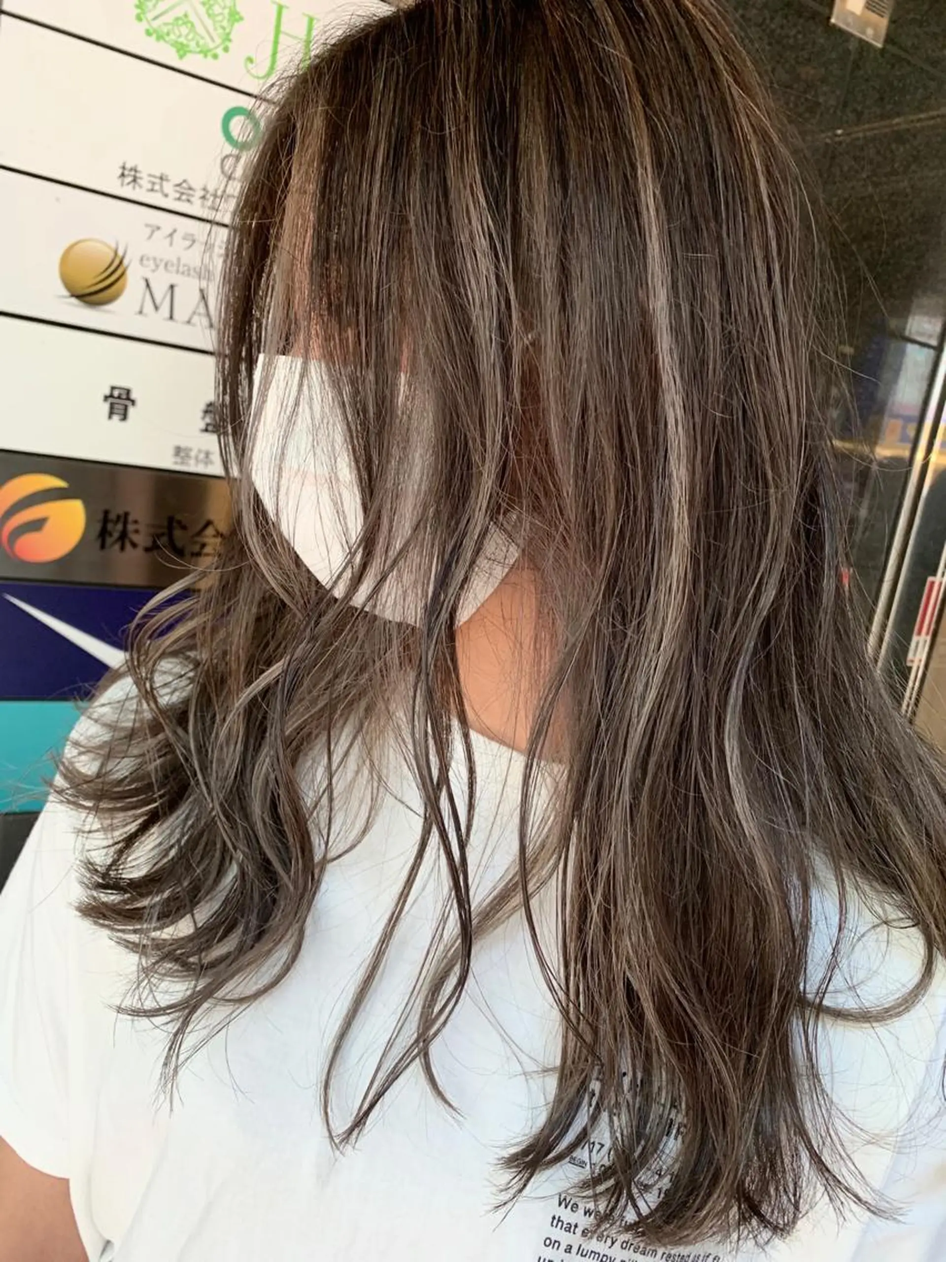 セミロング カラー ヘアカラー 髪質改善will hairdesignのヘアスタイル