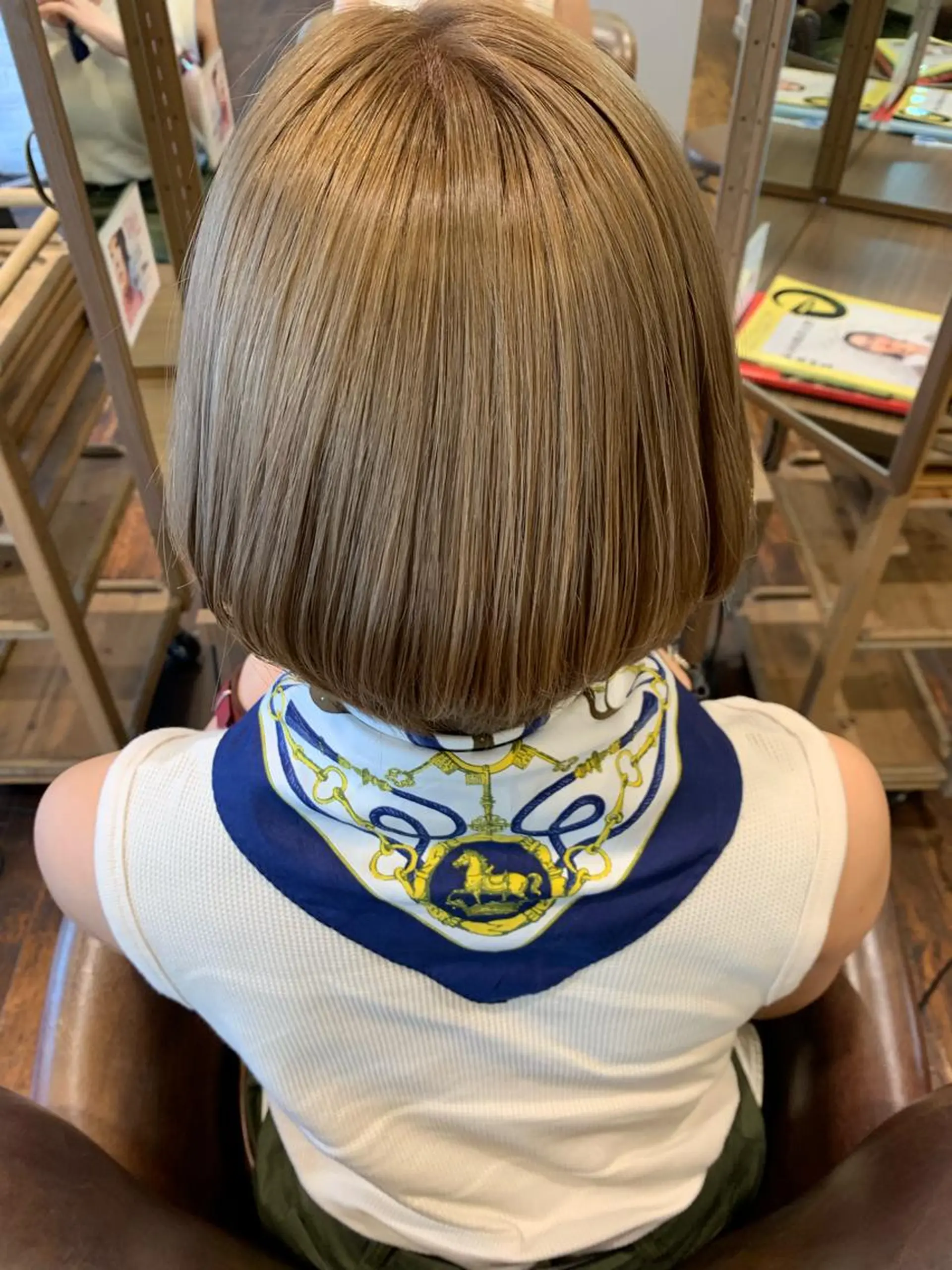 ショート カラー ヘアアレンジ ベージュカラー rico_by ヘアとアイブロウの眉毛・アイブロウイメージ