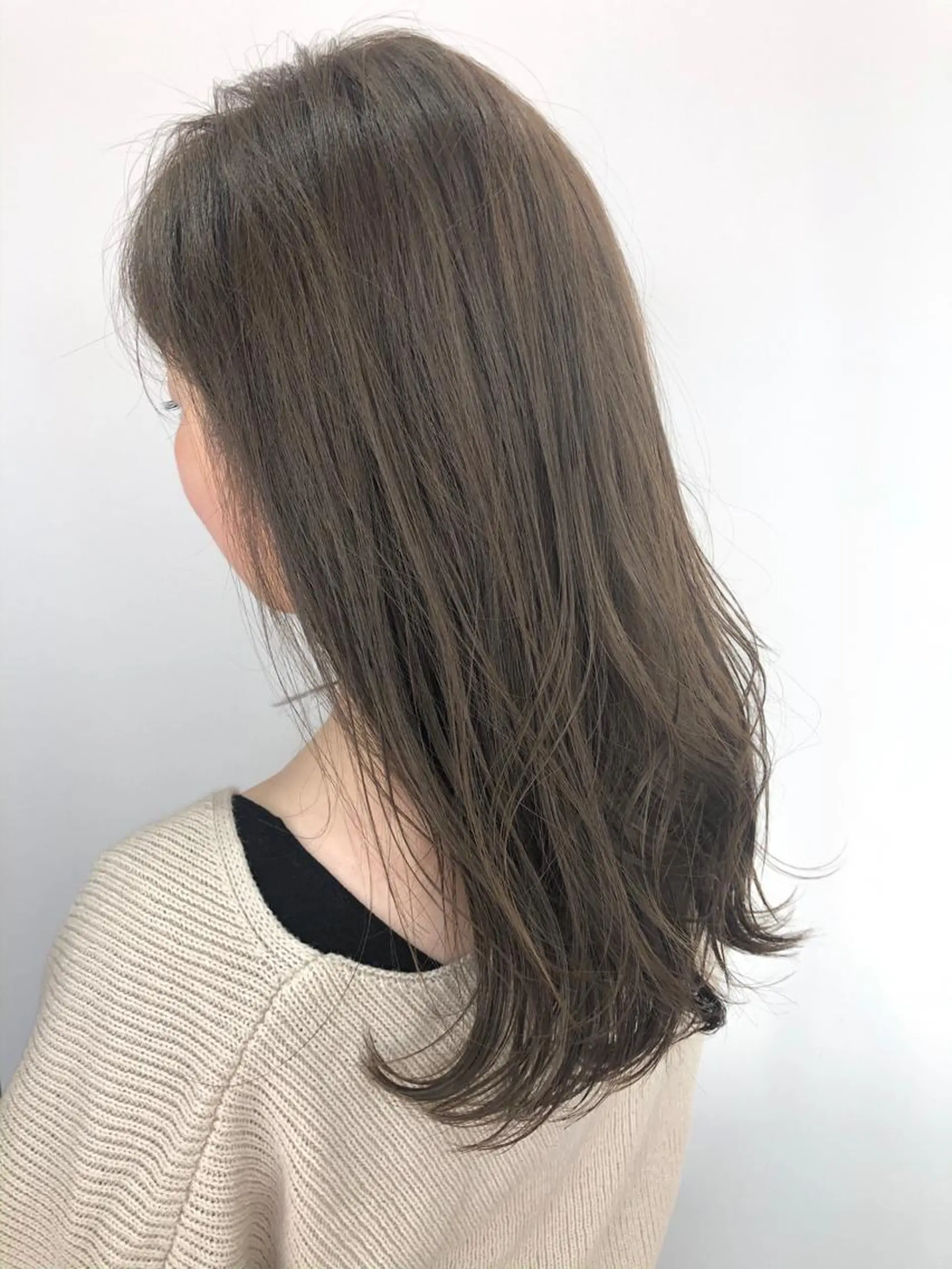 ロング カラー カット ヘアカラー トリートメント ブリーチなしで透明感 カラー松内真太のヘアスタイル