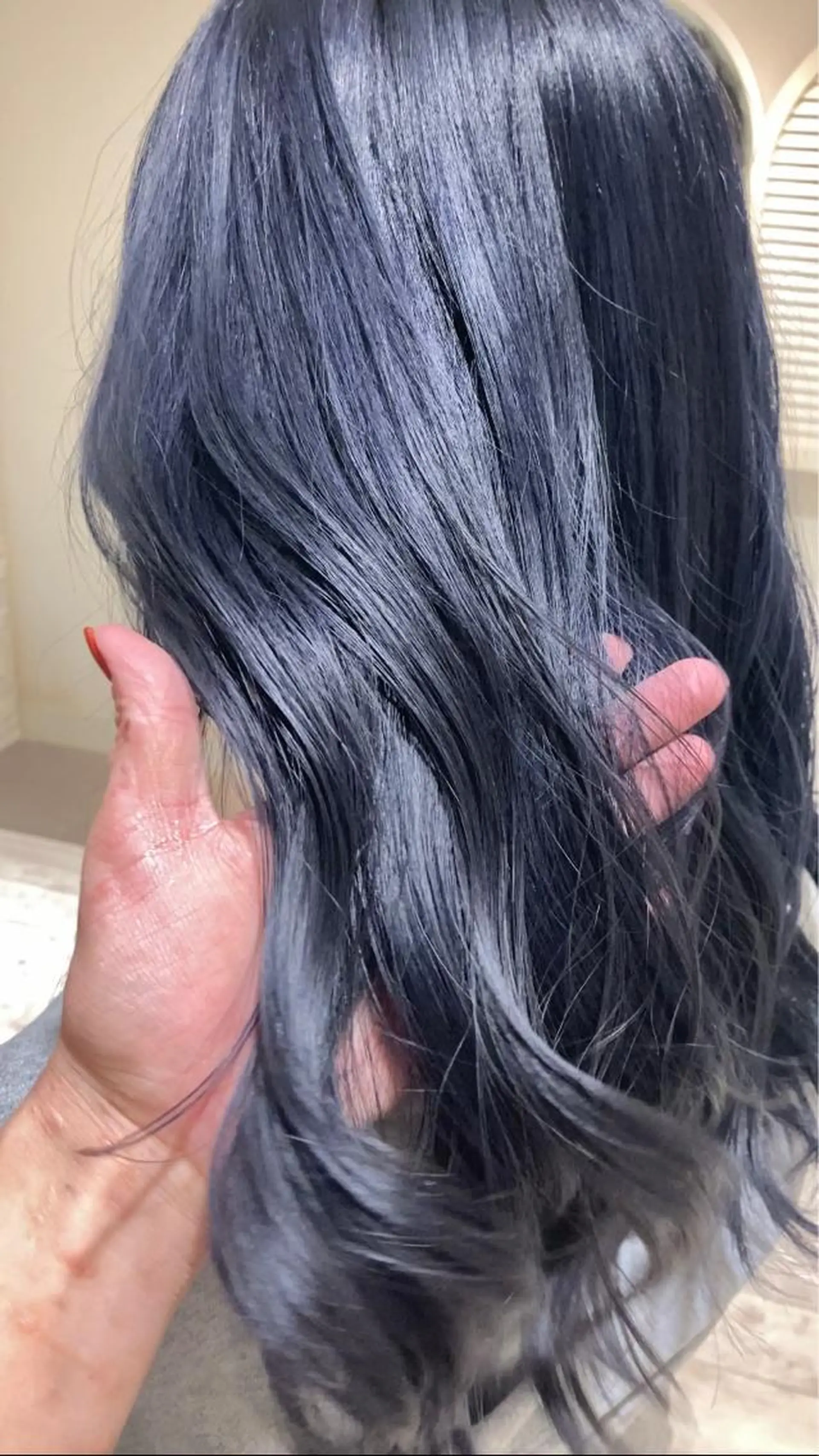 ロング カラー 曲がる縮毛矯正 LIBER 　岩名のヘアスタイル