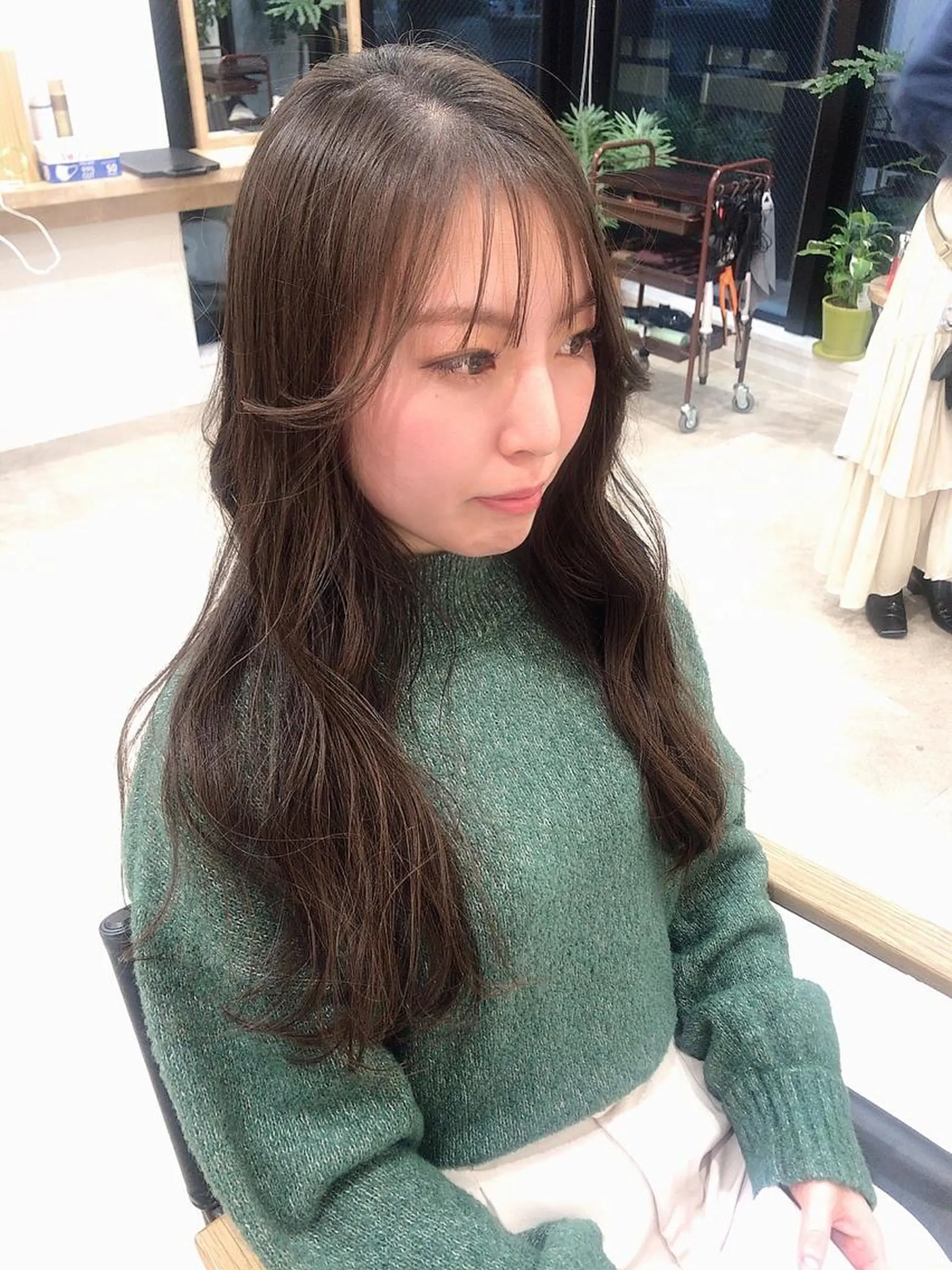 ロング MR.GOODMORNING所属・天野 優美のヘアスタイル