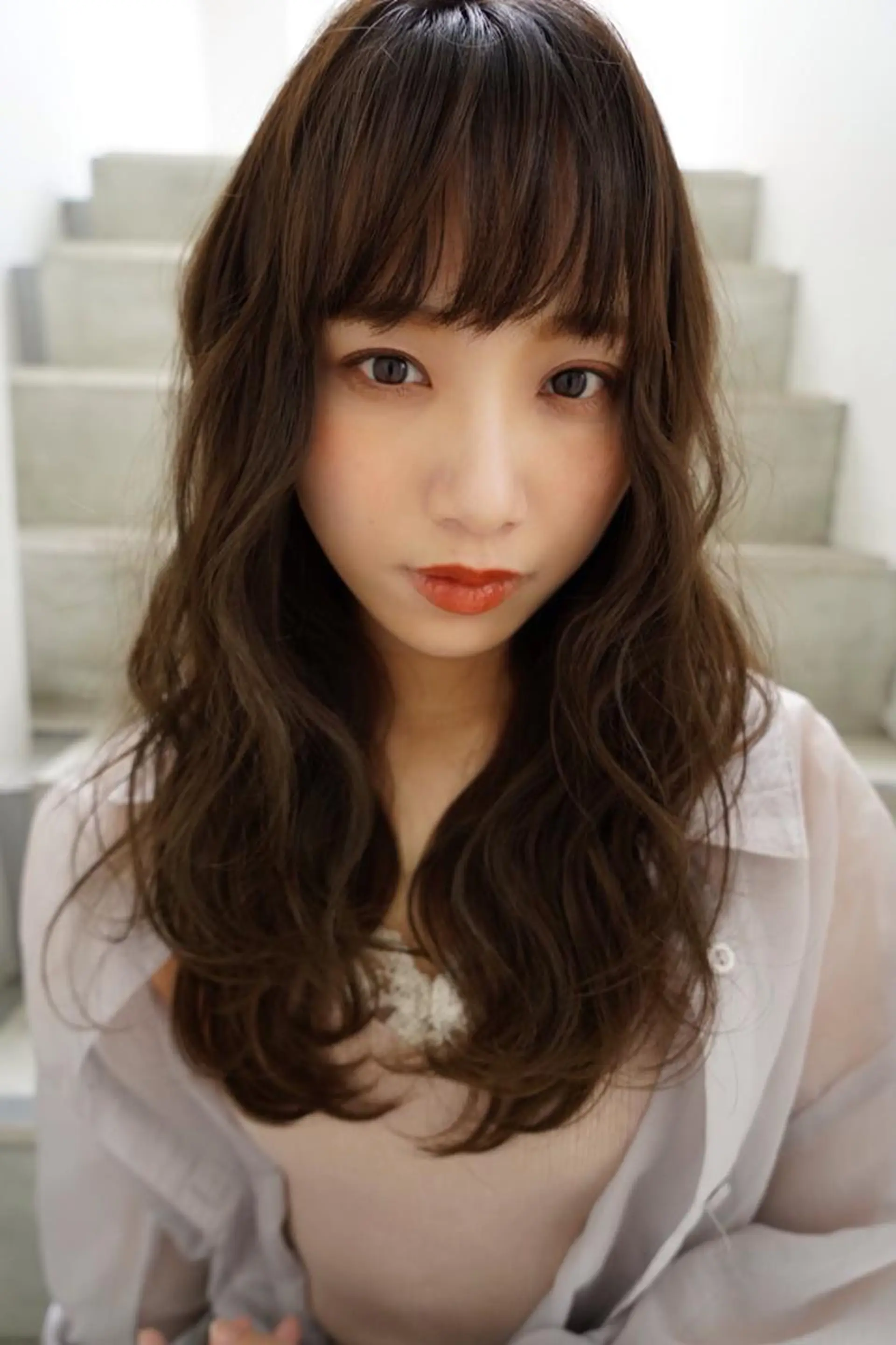 セミロング カラー ヘアアレンジ EMANONシェアサロン心斎橋店所属・韓国メンズヘア　ミル クティボブ　足立佳代のヘアスタイル