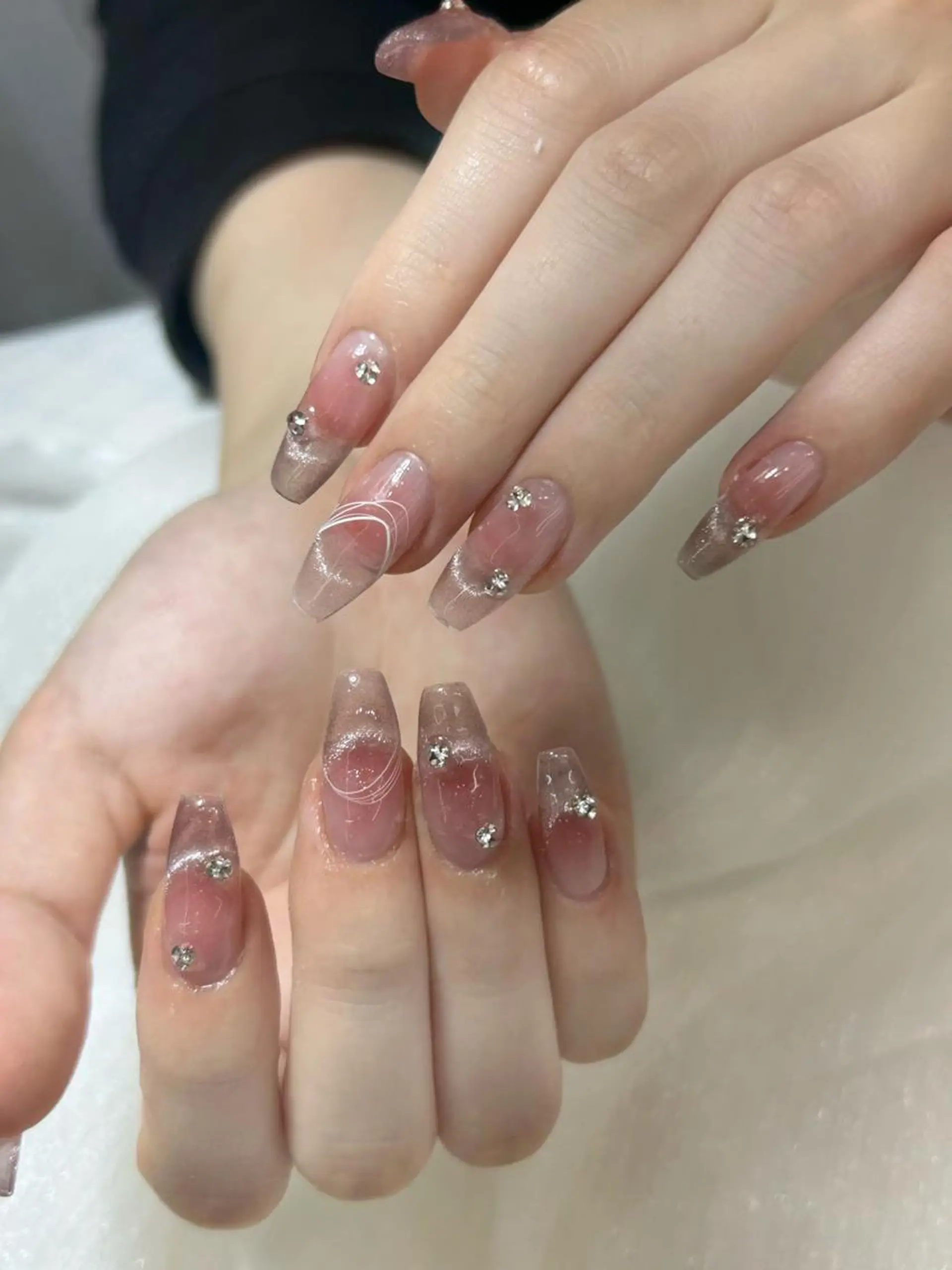 ネイル VIVIAN リサのネイルデザイン