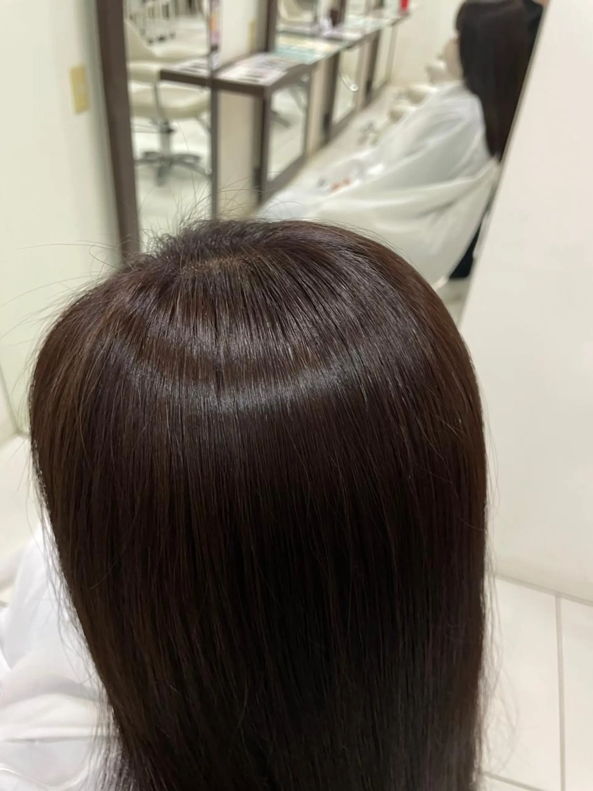 カラー イマムラ ナナのヘアスタイル