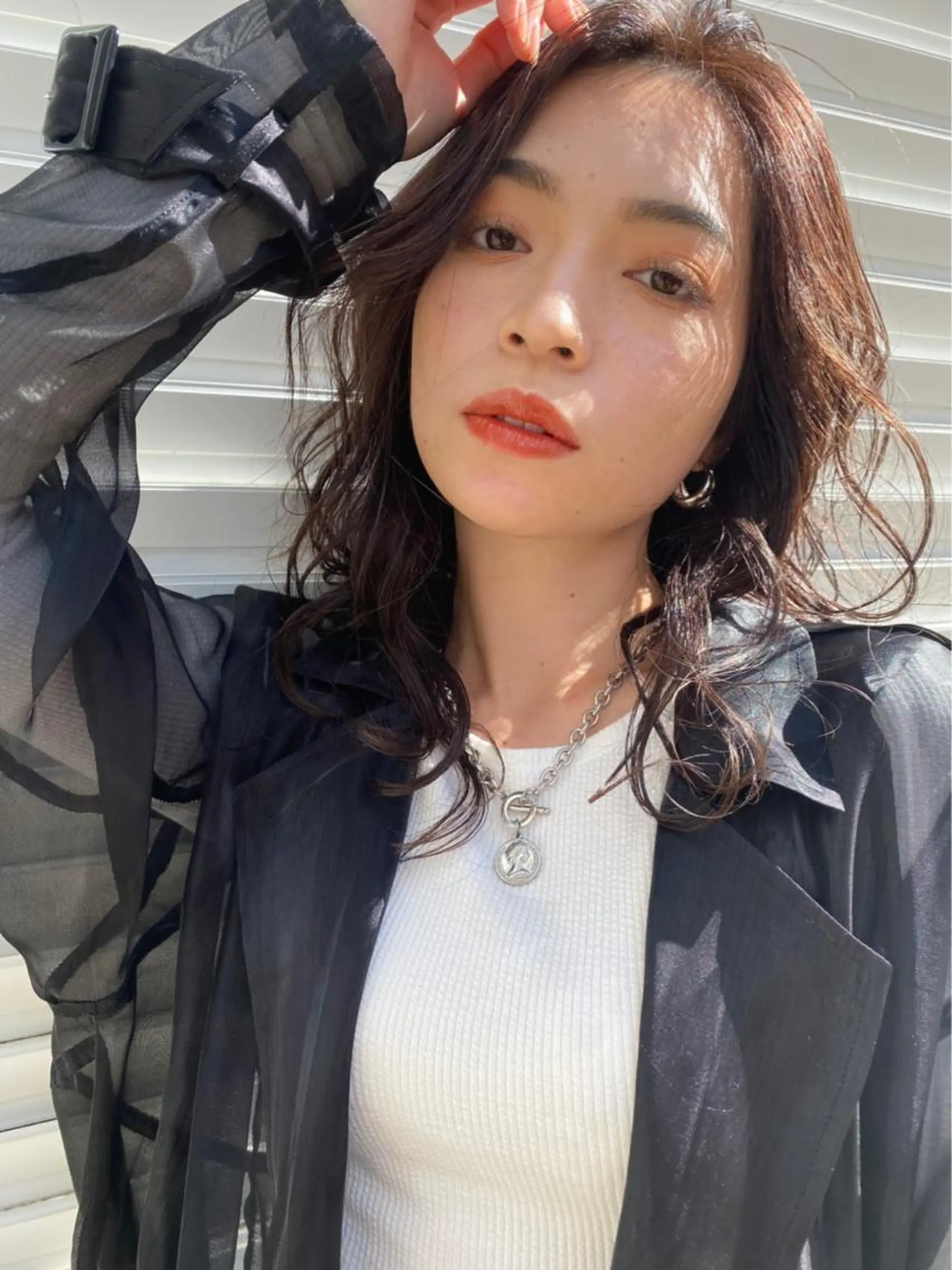 ミディアム カラー GiseL アンリのヘアスタイル