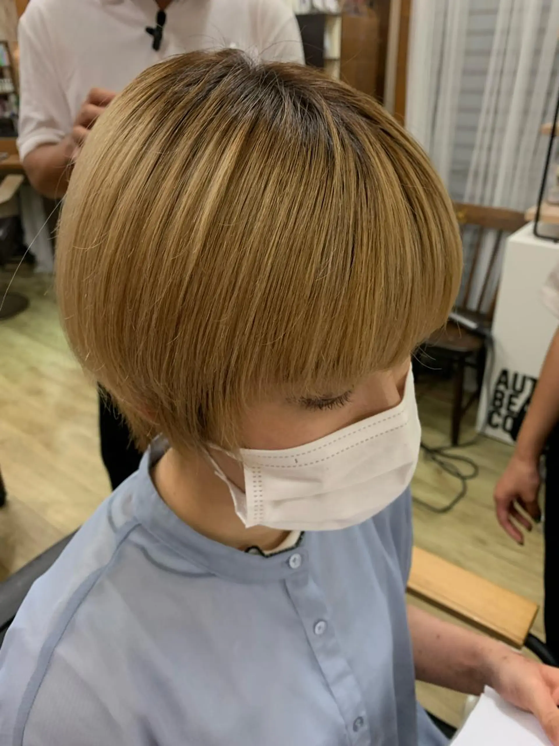 ショート 酸性ストレート 湯川 未咲希のヘアスタイル