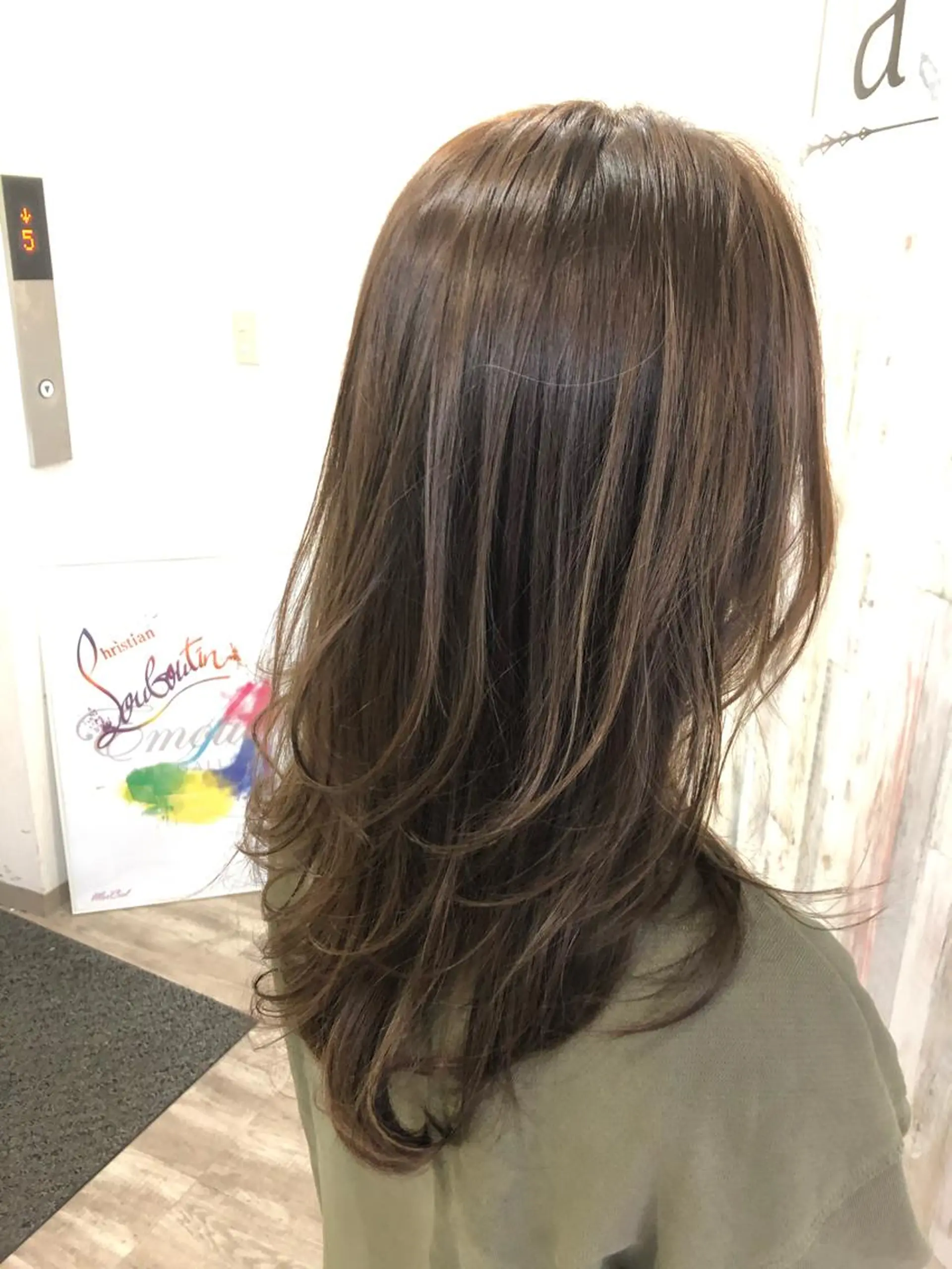 ミディアム カラー 成田 恭介のヘアスタイル