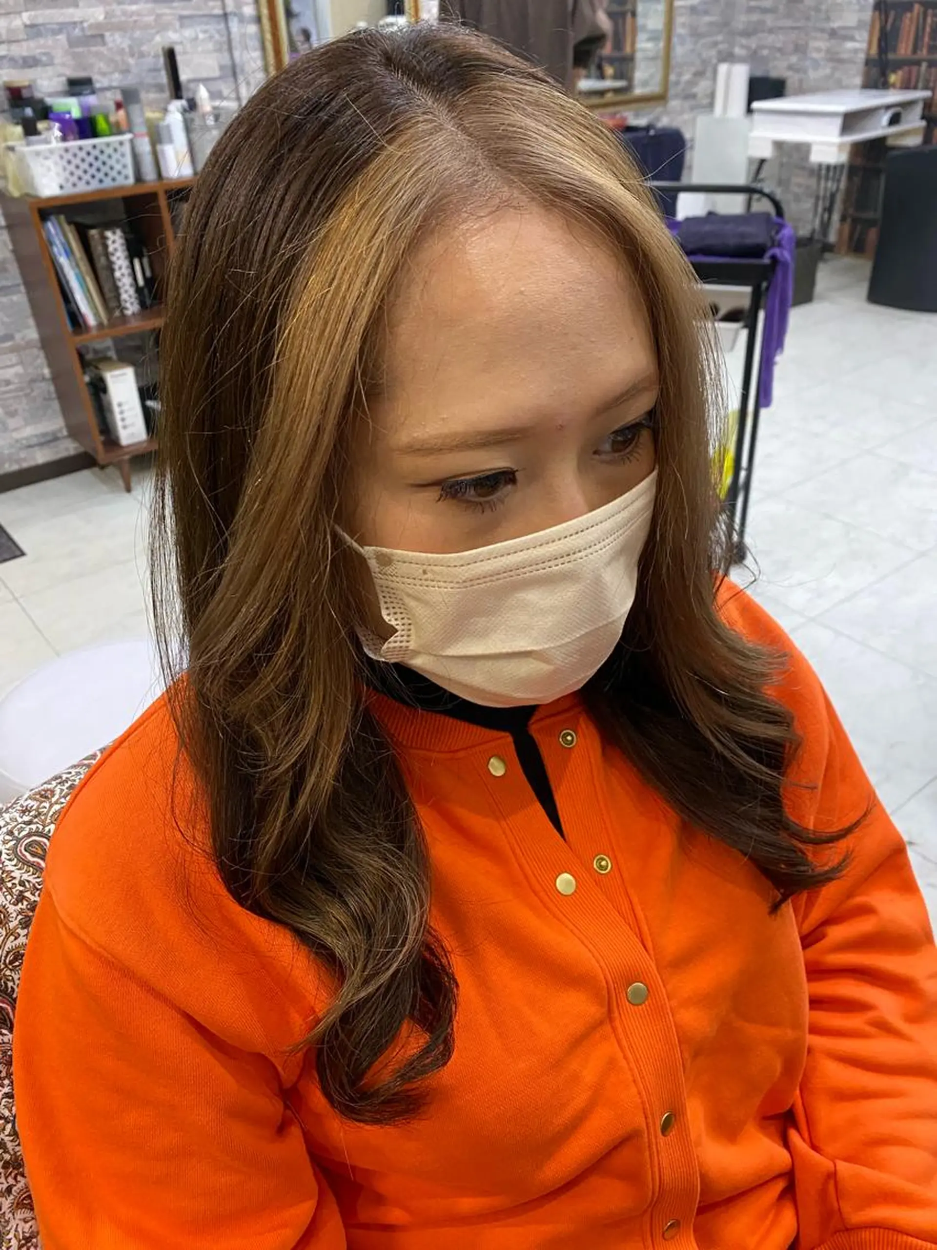 ミディアム ミストバング ヘアカラー Arphy/ /のヘアスタイル