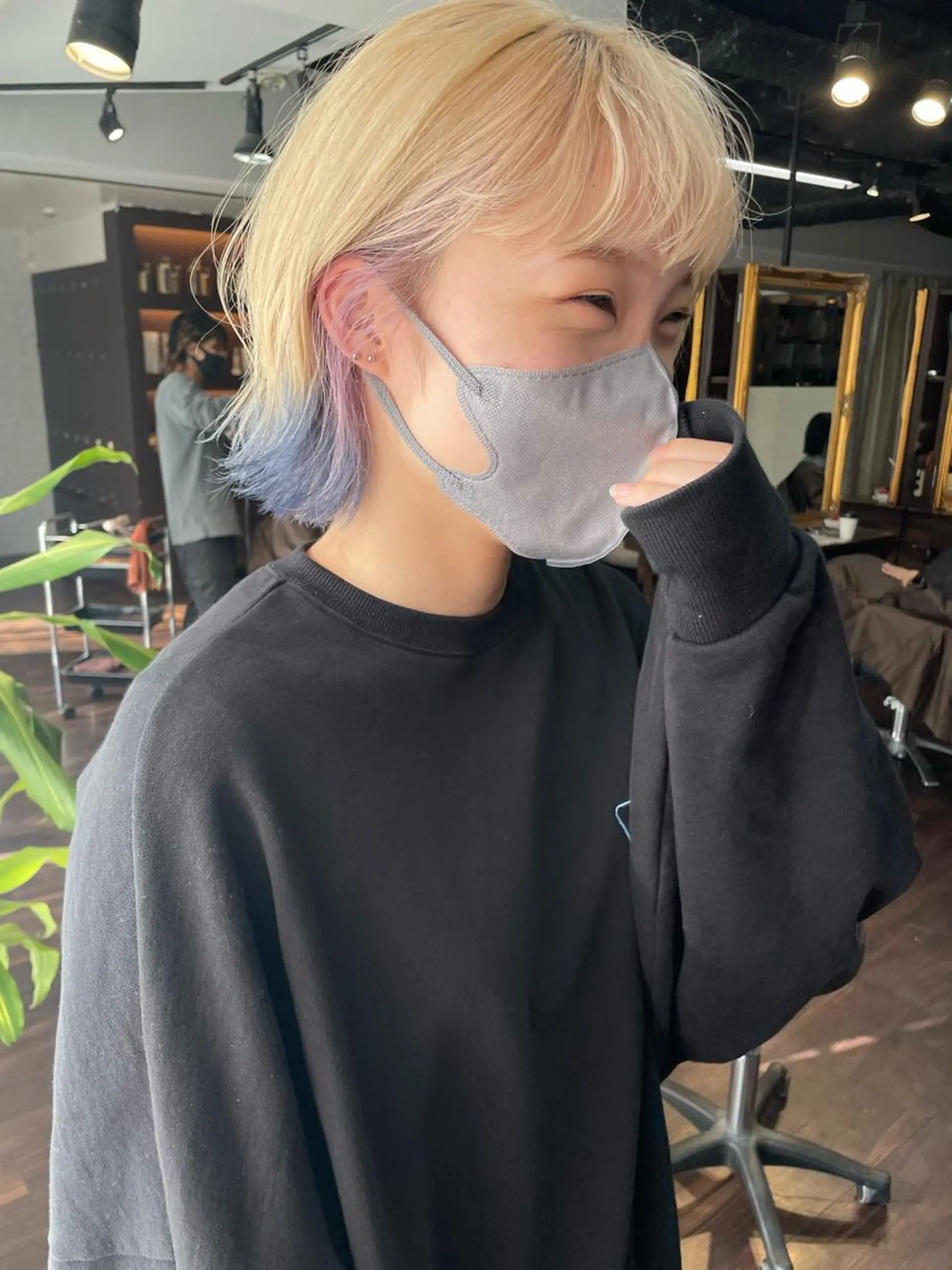 ミディアム カラー ブリーチ ケアブリーチ オカモト ミユウのヘアスタイル