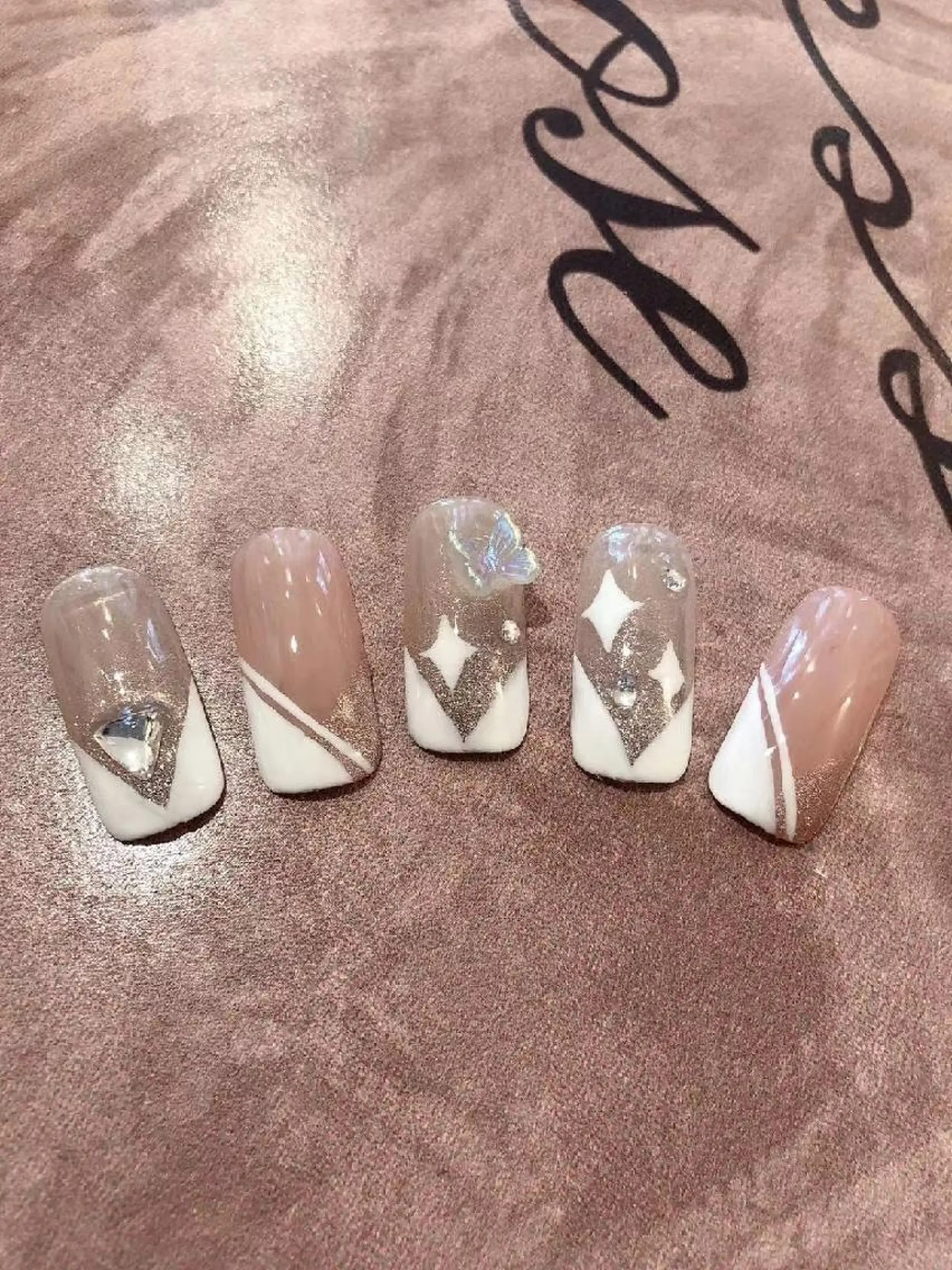 ネイル Ali 新小岩 ネイル専門のネイルデザイン