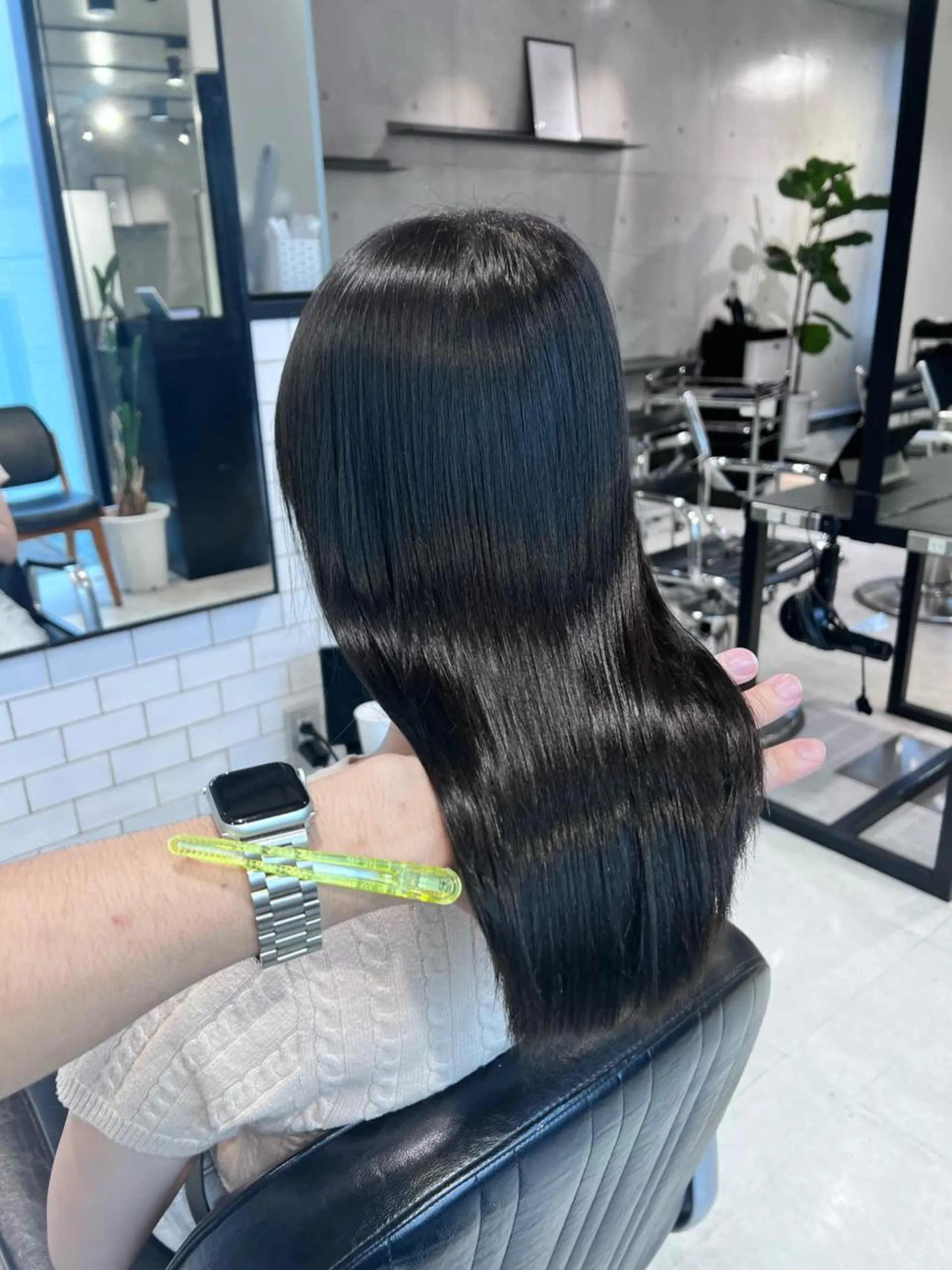 ロング カラー カット ヘアカラー トリートメント 赤みゼロ/透明感 カラー🌿KANTAのヘアスタイル