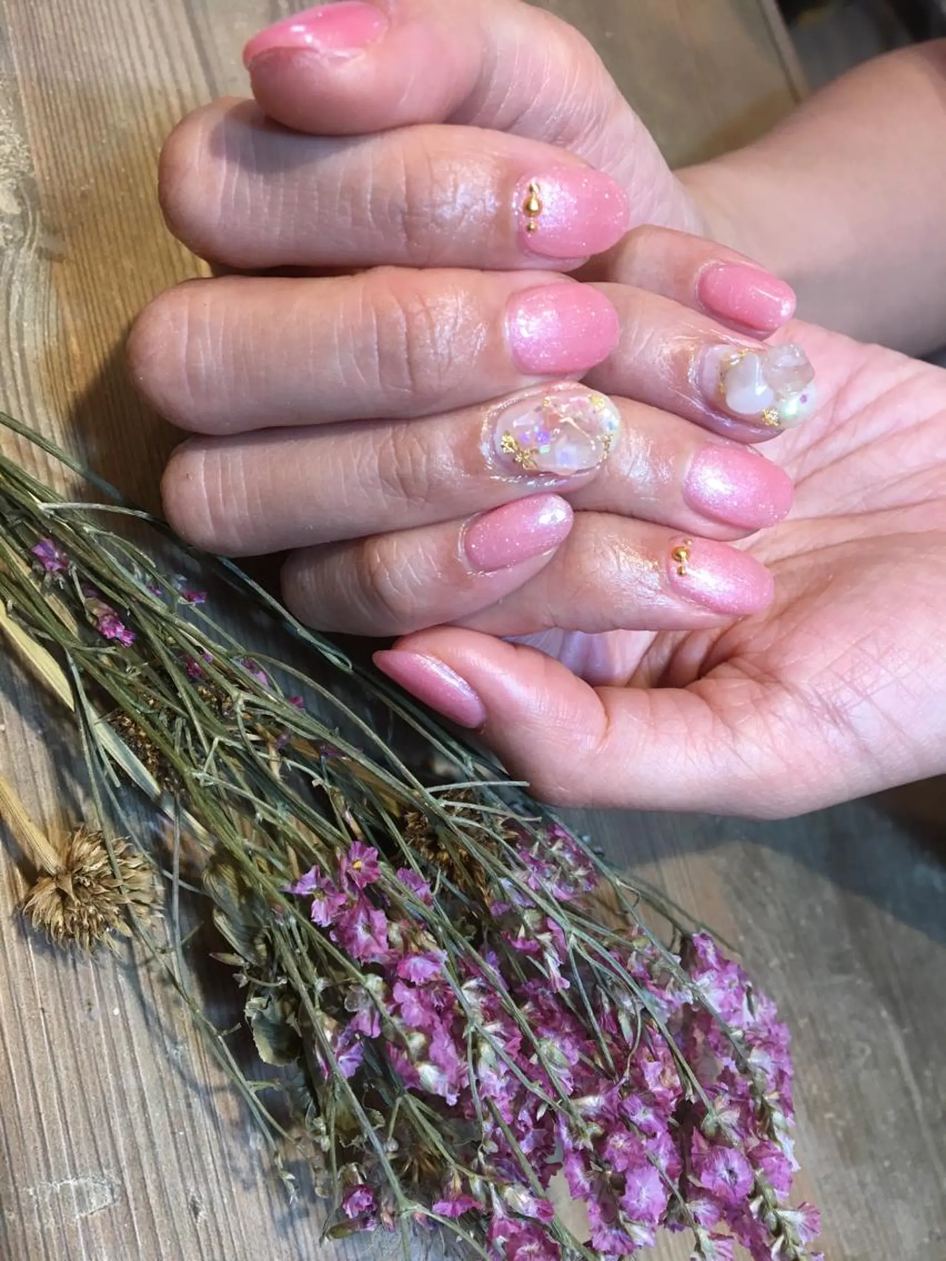 ネイル revia所属・ERI Nailistのネイルデザイン