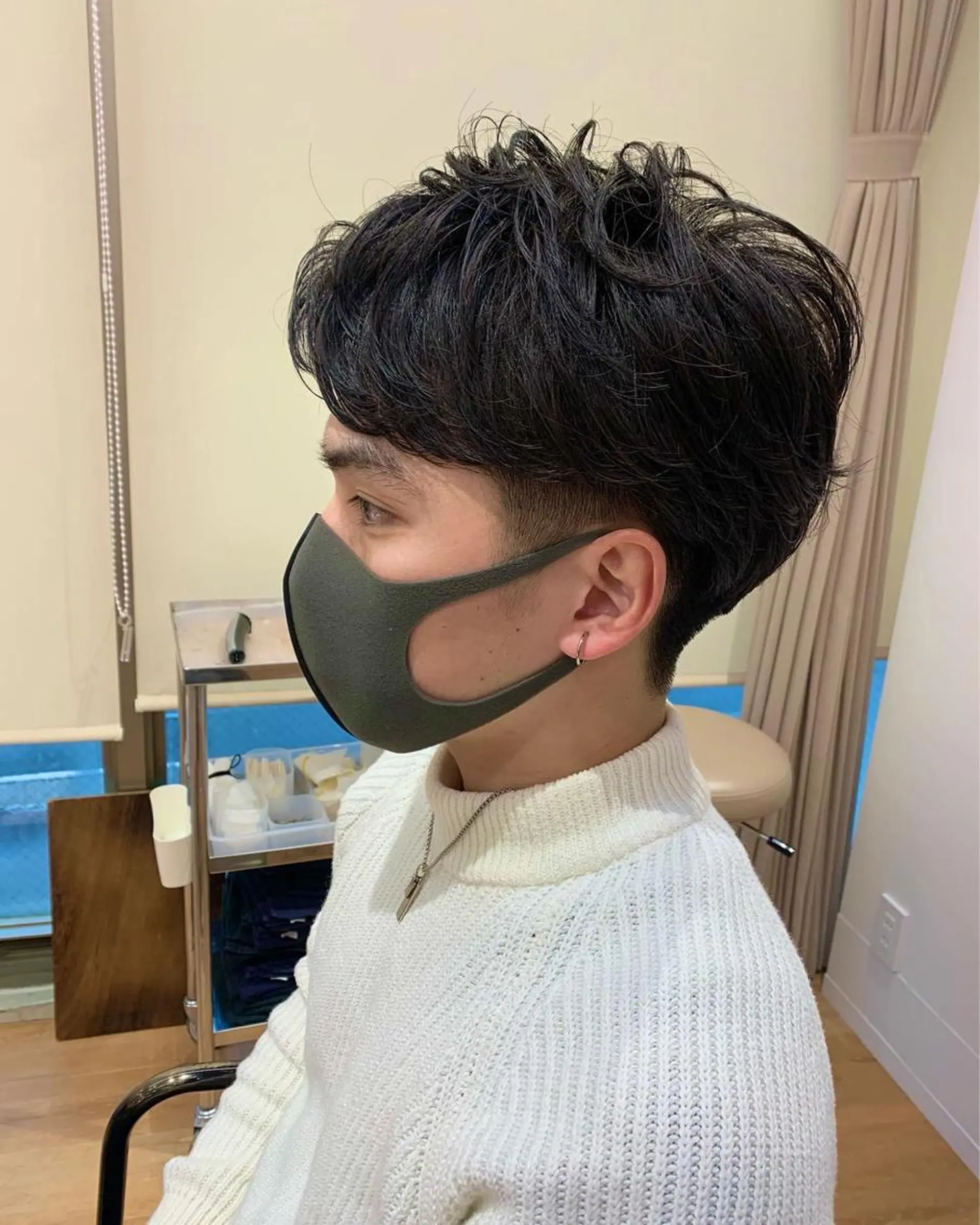 ショート カラー パーマ メンズ アップバング 刈り上げ カット パーマ 明治神宮前 NANAMIのヘアスタイル