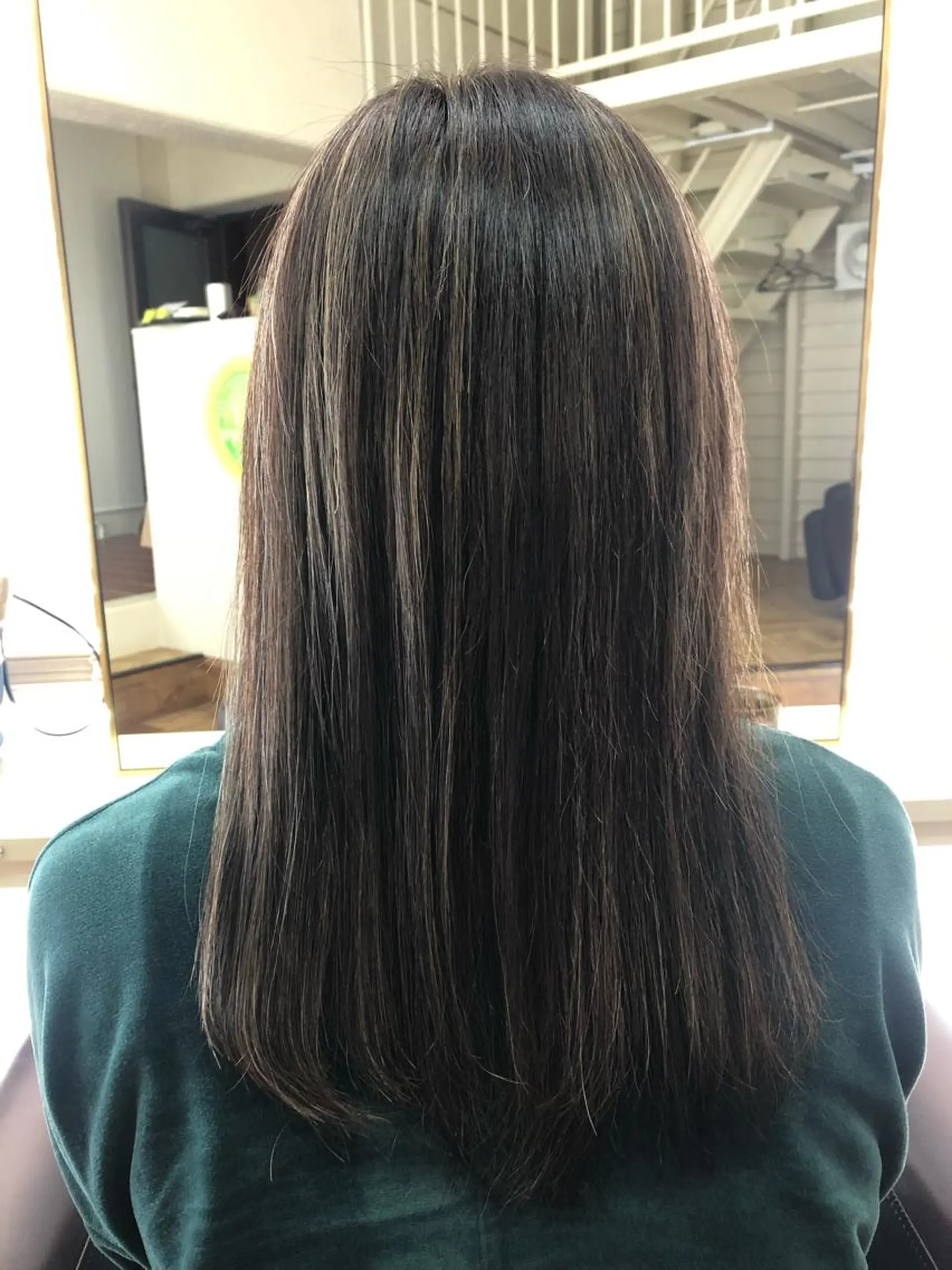 ロング カラー カット 縮毛矯正 トリートメント 嘉手納美容室 ルアナエヴァのヘアスタイル