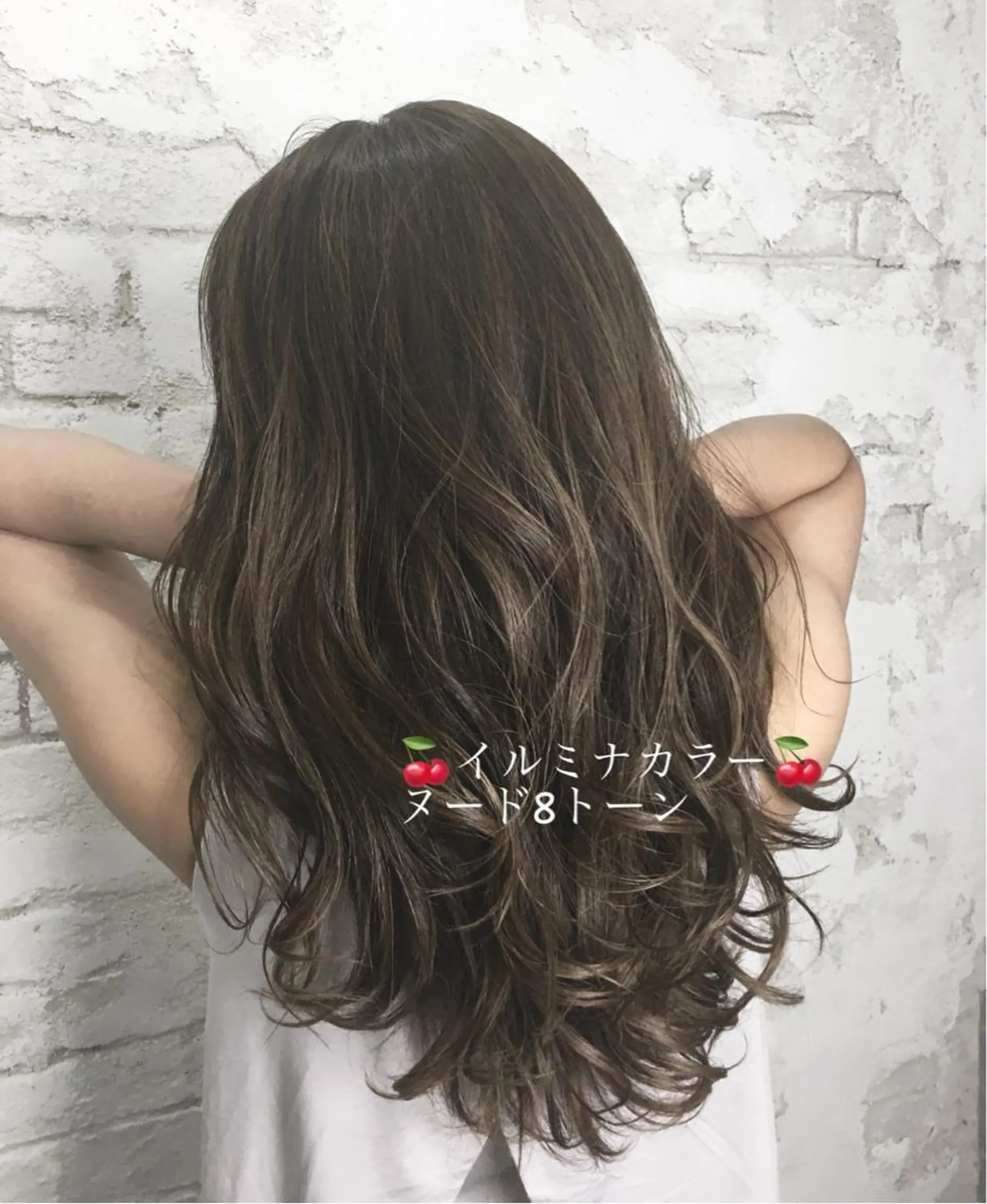 セミロング カラー イルミナカラー ハイライトカラー＆ ダブルカラー　田口のヘアスタイル