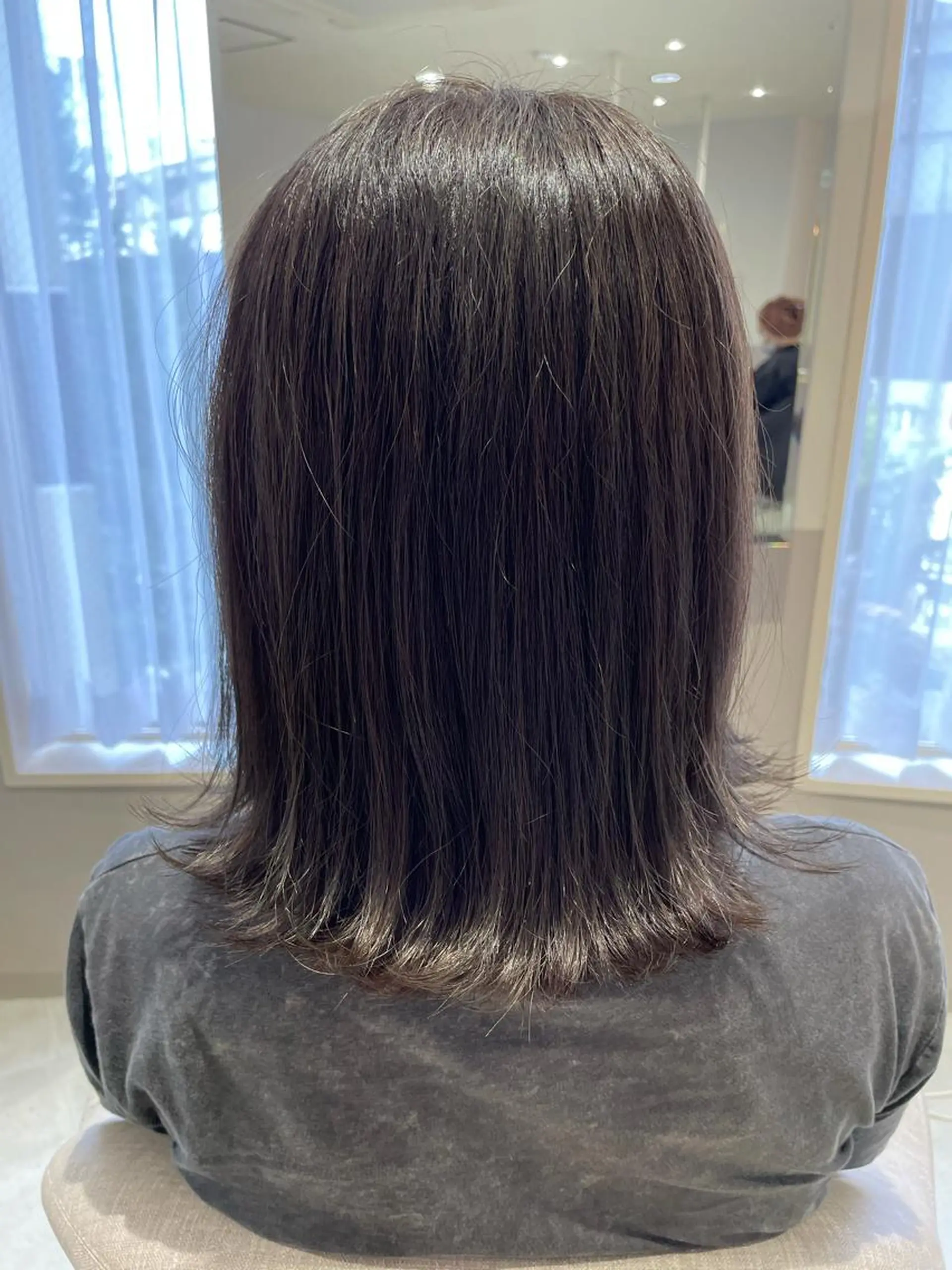 ミディアム 髪質改善お任せ ください♪ひとみのヘアスタイル