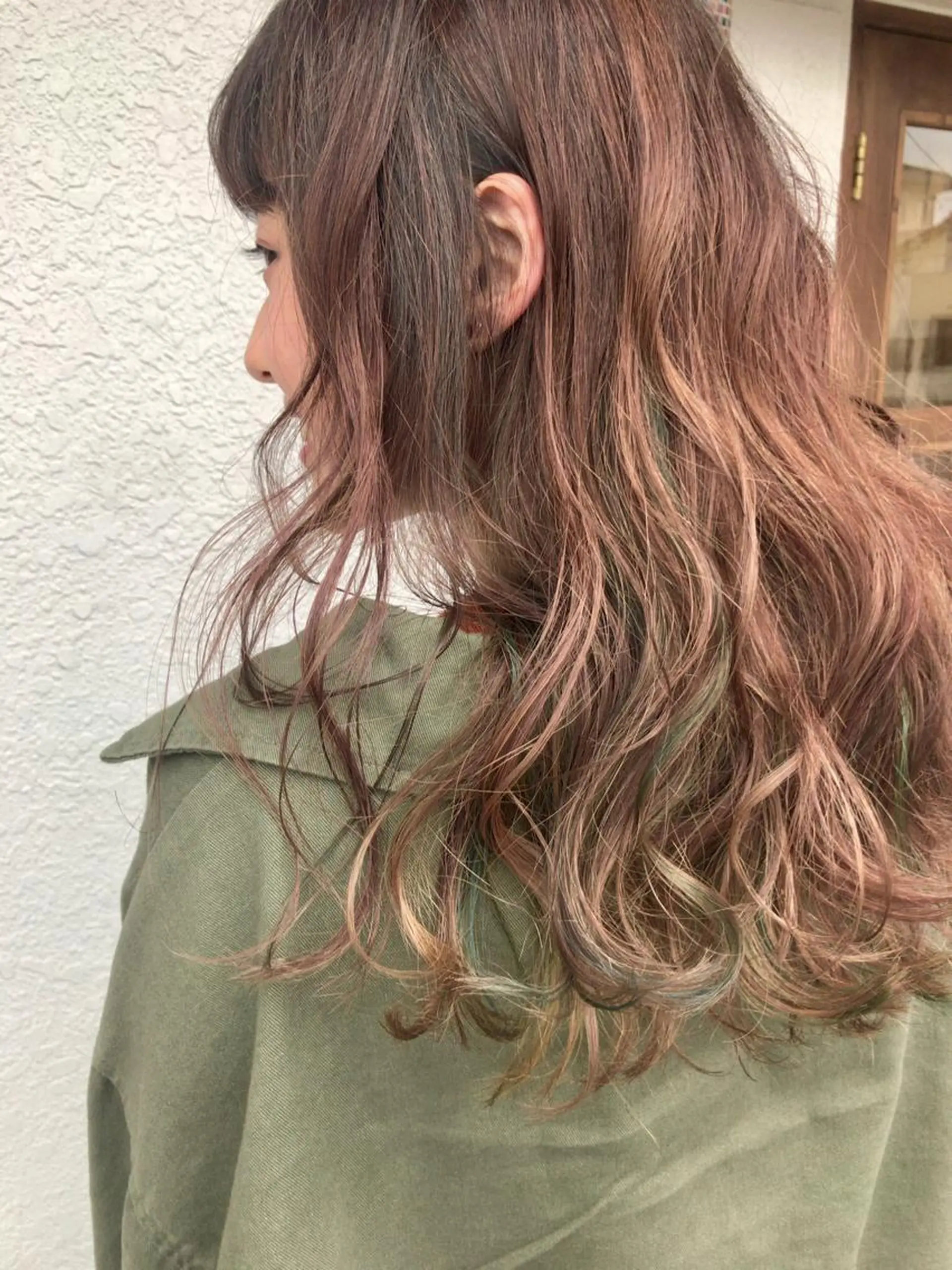 セミロング カラー レイヤーカット匠 イソザキノリユキのヘアスタイル