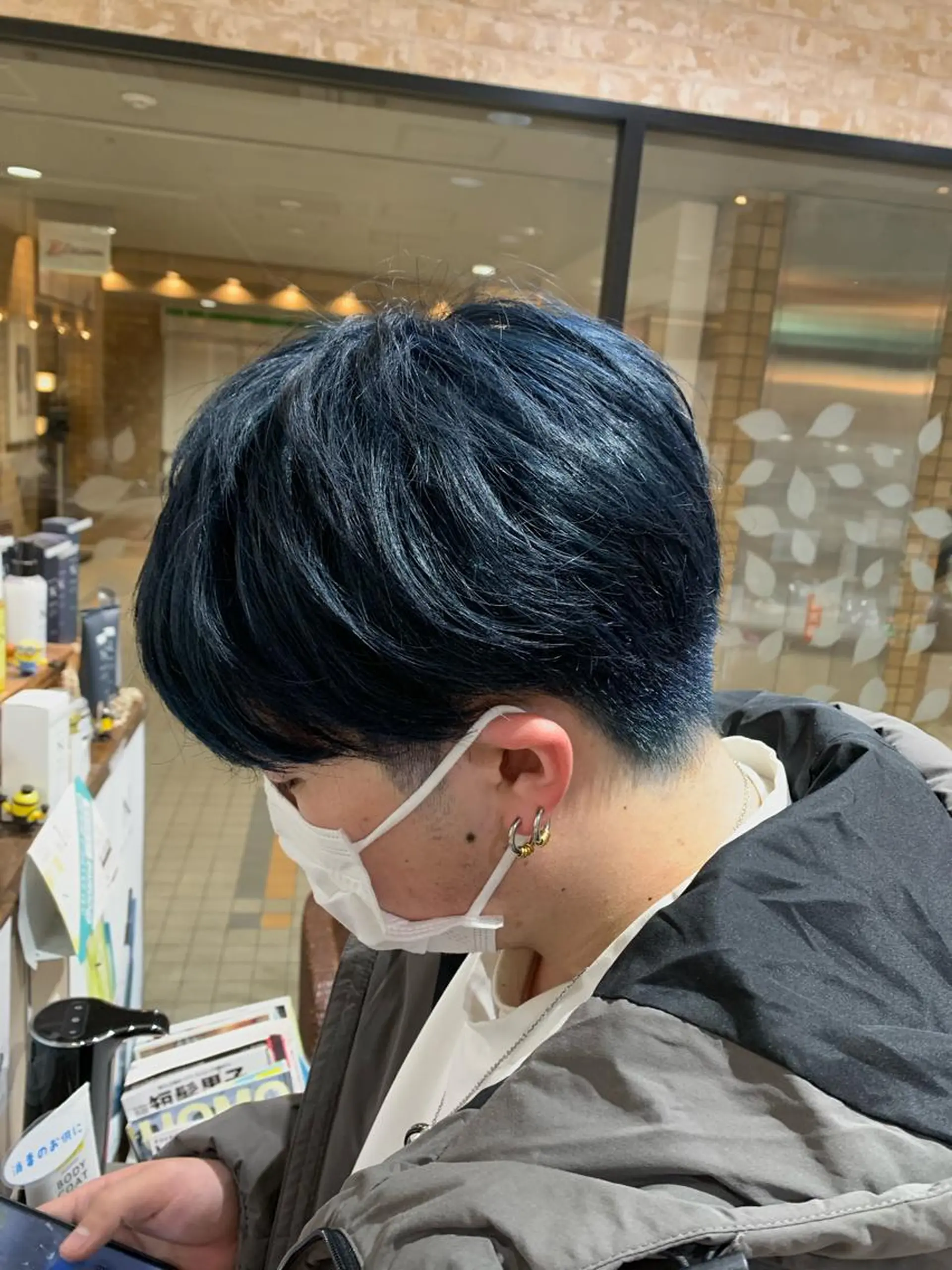 ショート カラー メンズ ヘアカラー トリートメント 近藤千翔🩵 髪質改善Periodのエステ・リラクイメージ