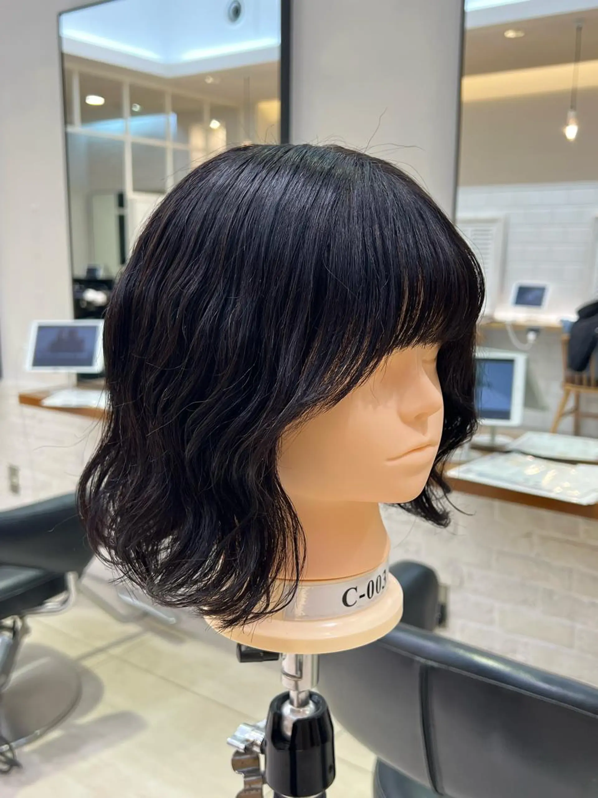 ショート ボブ 外ハネヘア 🌙コテ巻き風パーマ 🌙菜月のヘアスタイル