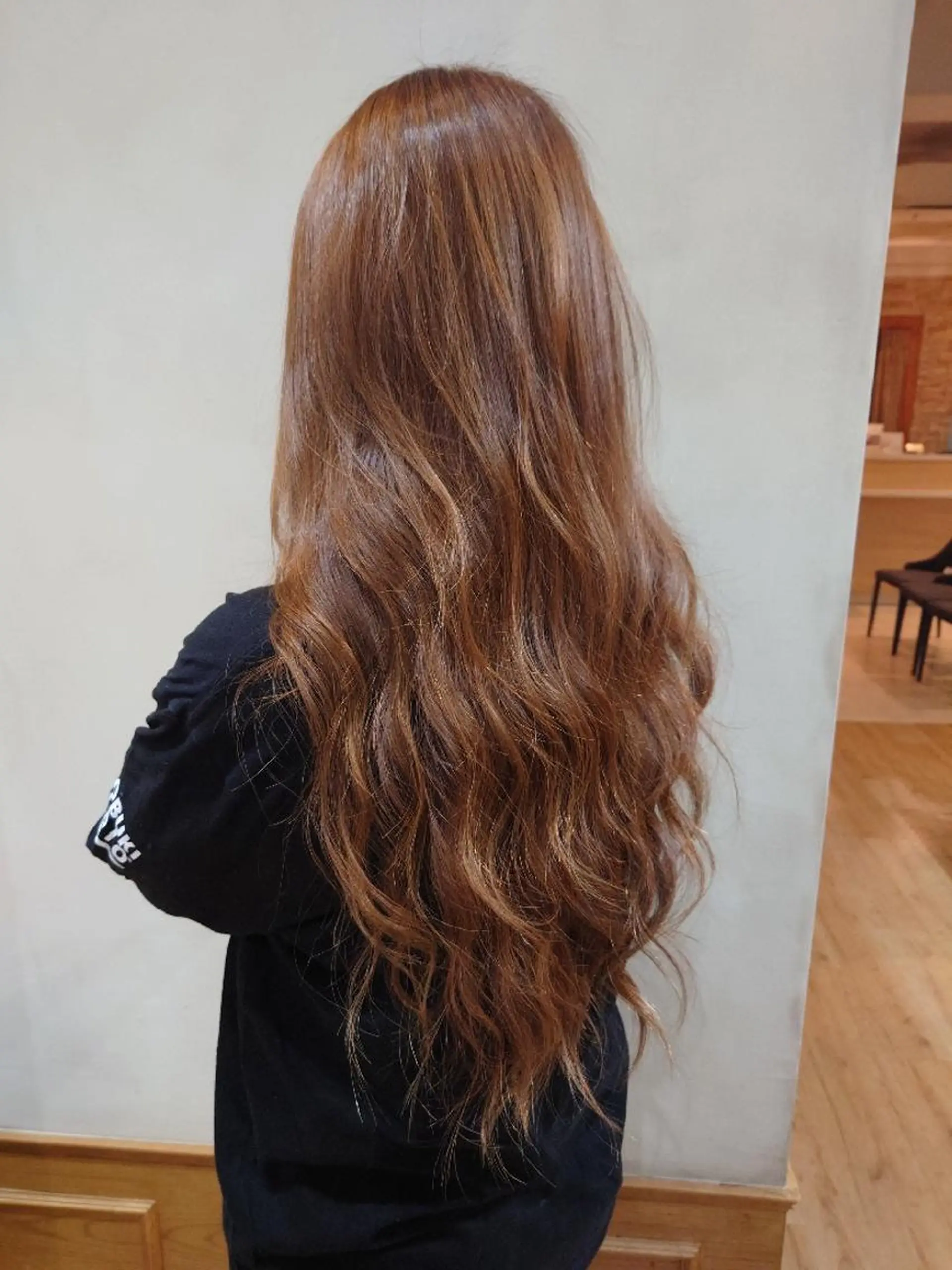 ロング 艶髪／透け感カラー ／ＲＹＯのヘアスタイル