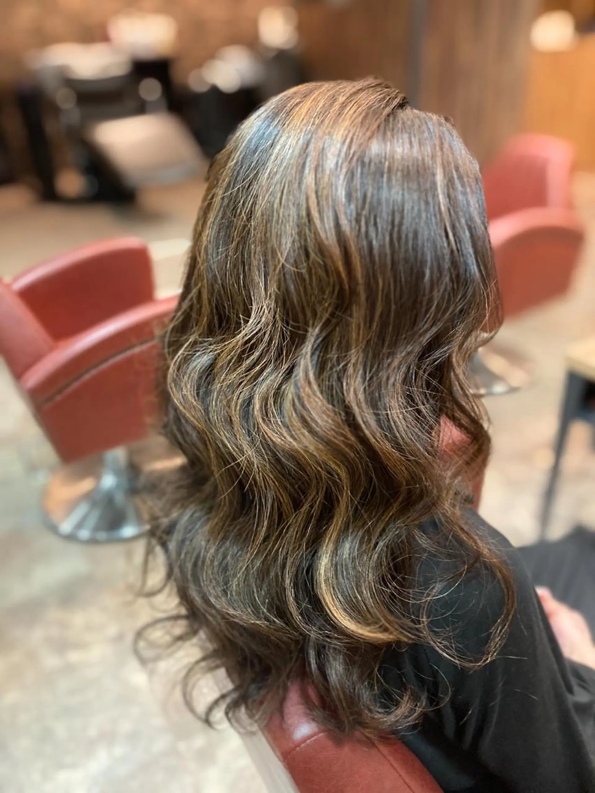 ロング カラー ERIKO Tのヘアスタイル