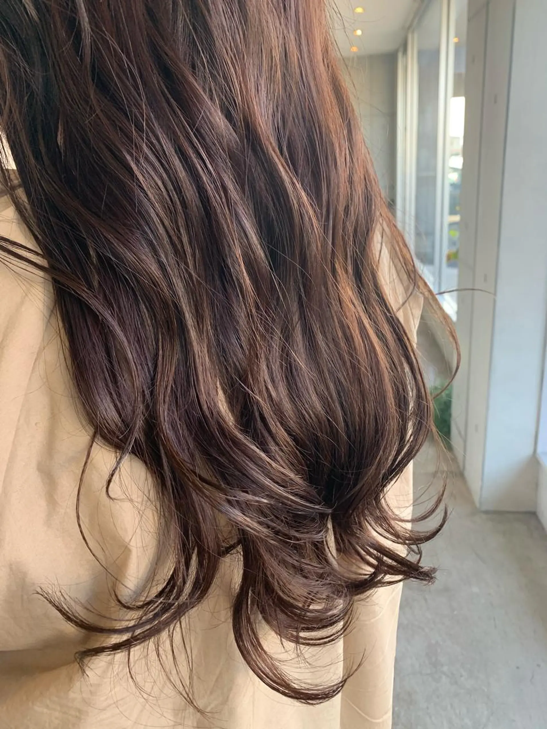 ロング おせ ちさとのヘアスタイル