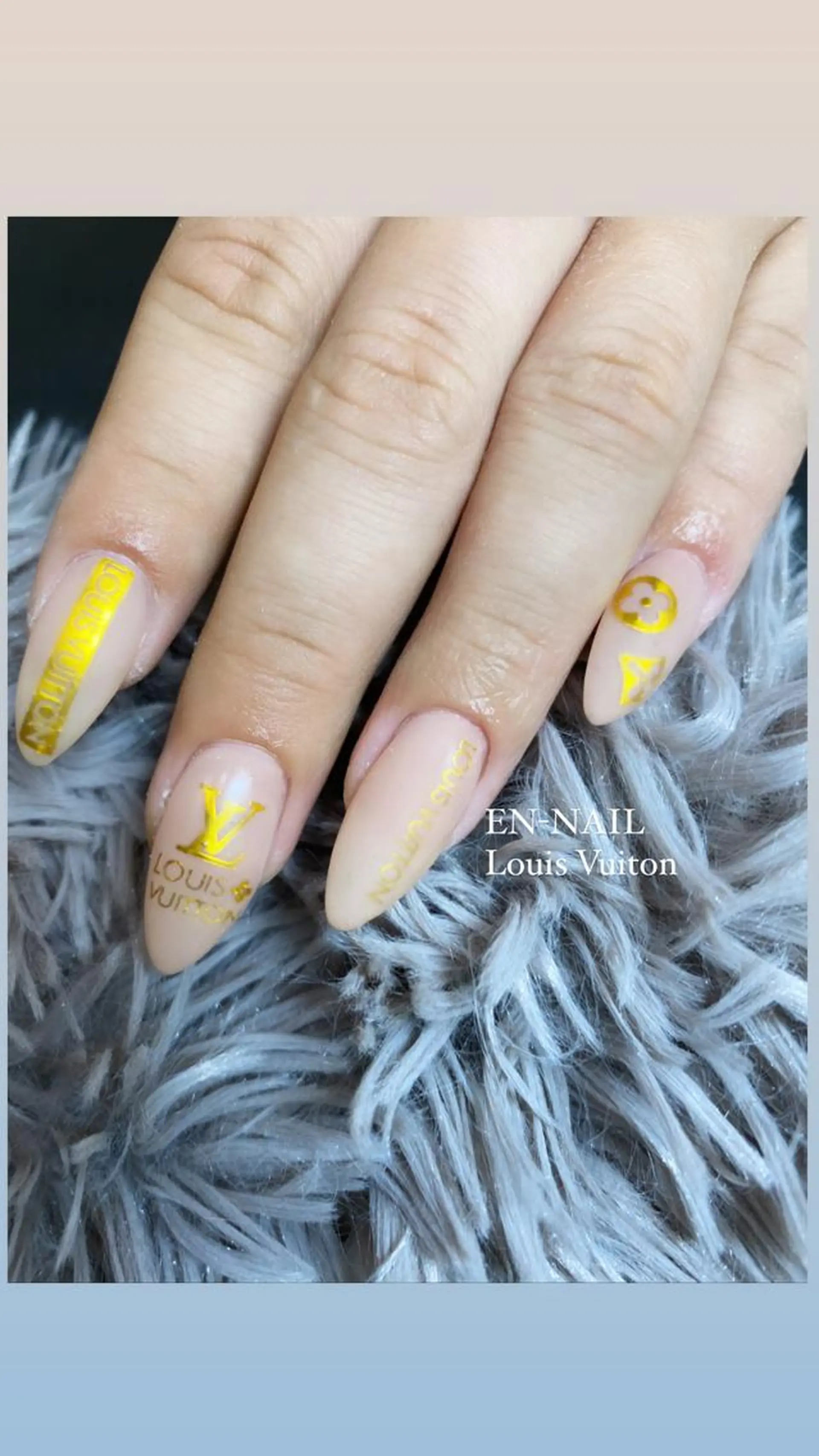 ネイル EN_NAIL 野中本店Ayakaのネイルデザイン