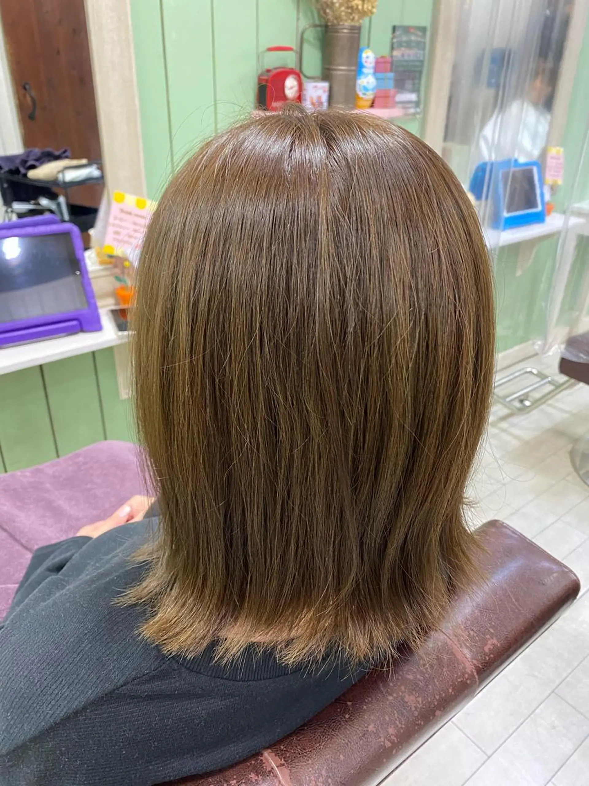 ミディアム 🩶西 雪乃/透明感 くすみカラー🫧のヘアスタイル