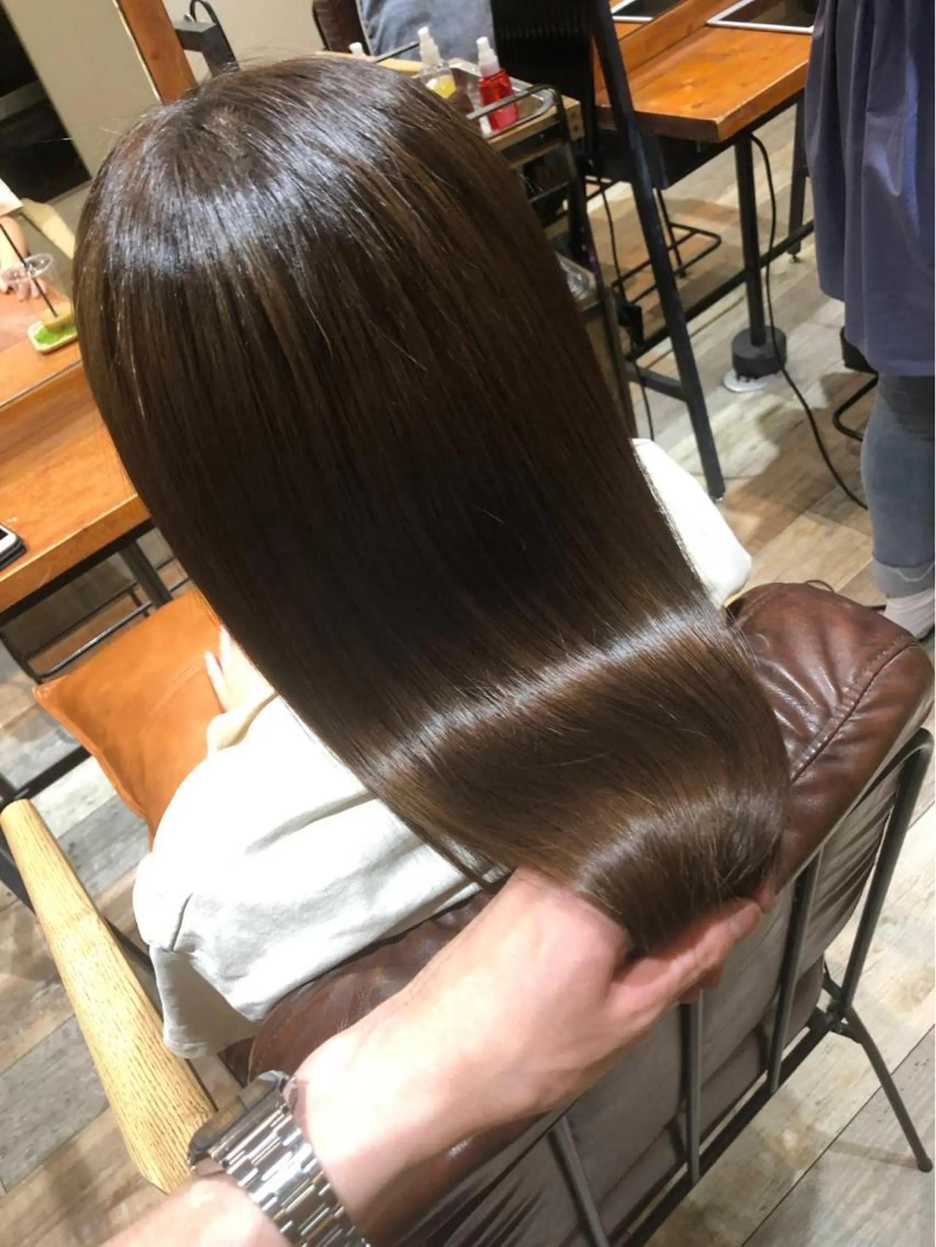 ロング カラー 韓国風・ブリーチなし ・あり後藤 一斗店長のヘアスタイル