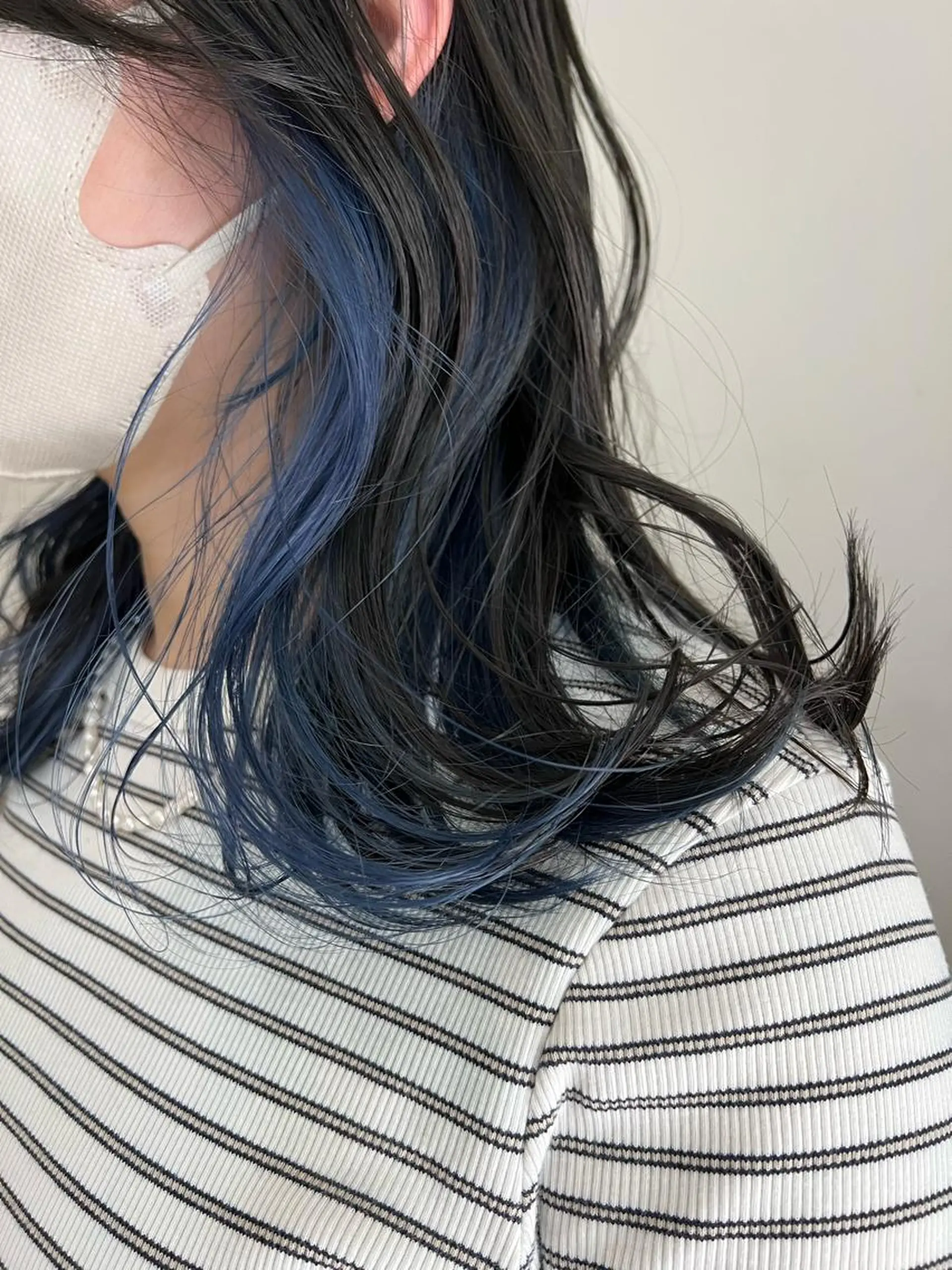 セミロング カラー ブリーチ カット ヘアカラー トリートメント ツキノキ ミナのヘアスタイル