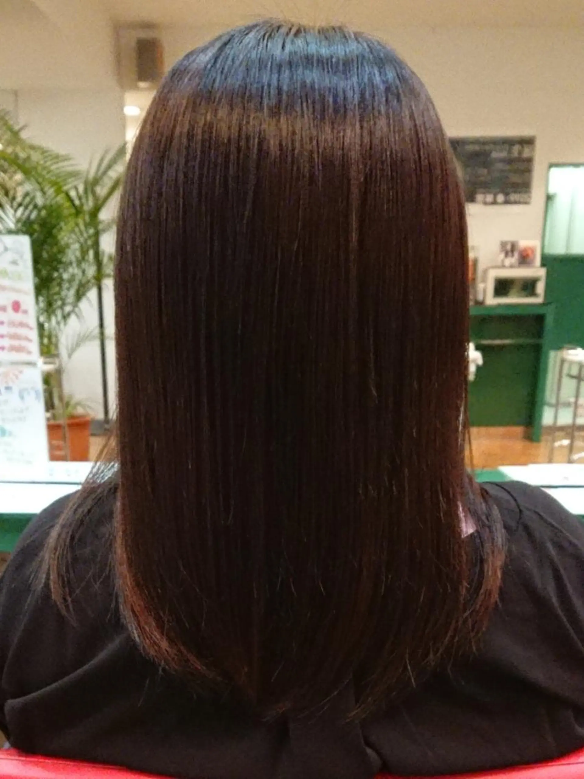 ミディアム カラー 原 萌香のヘアスタイル