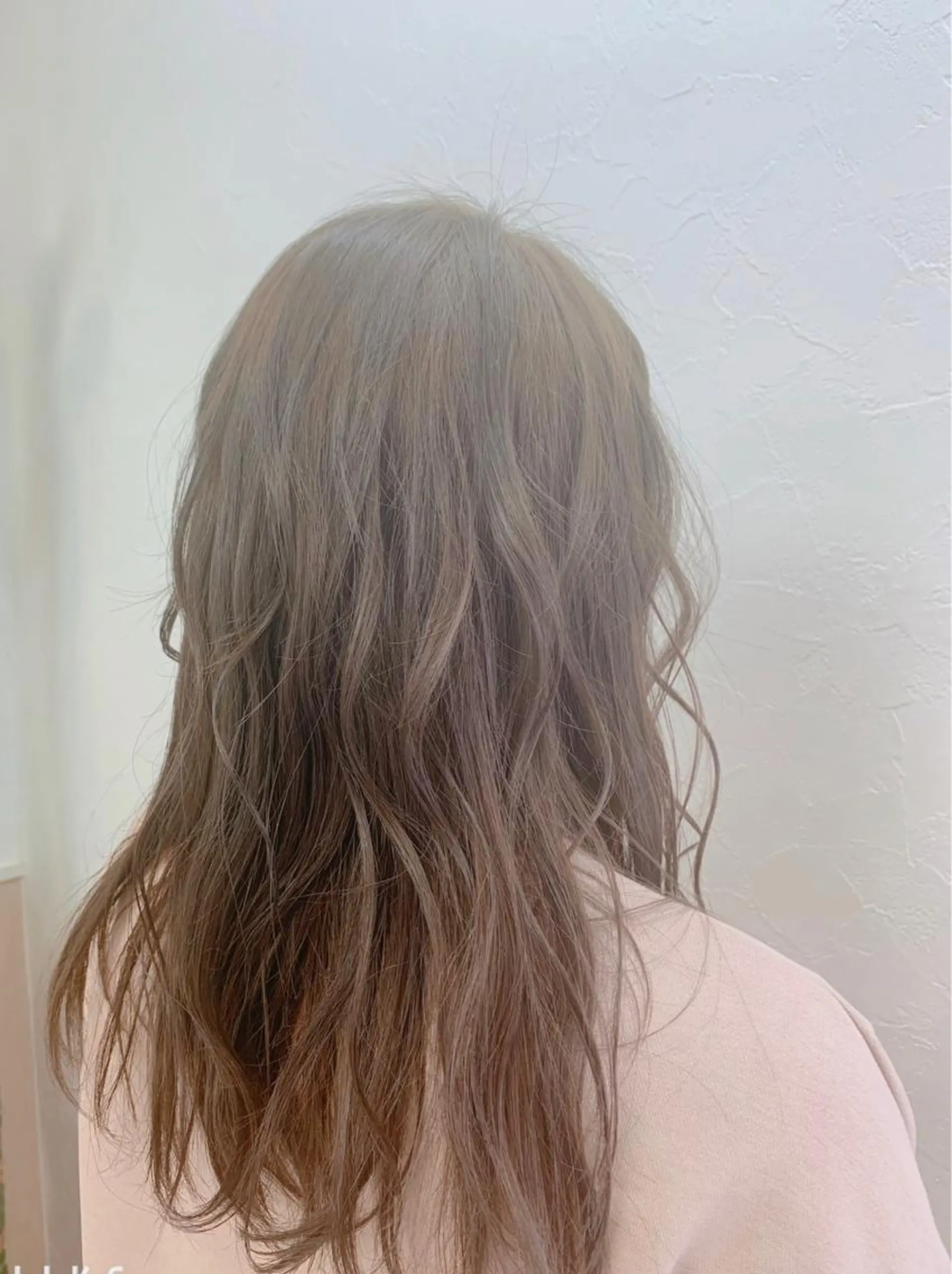 セミロング カラー 菅沼 まみのヘアスタイル