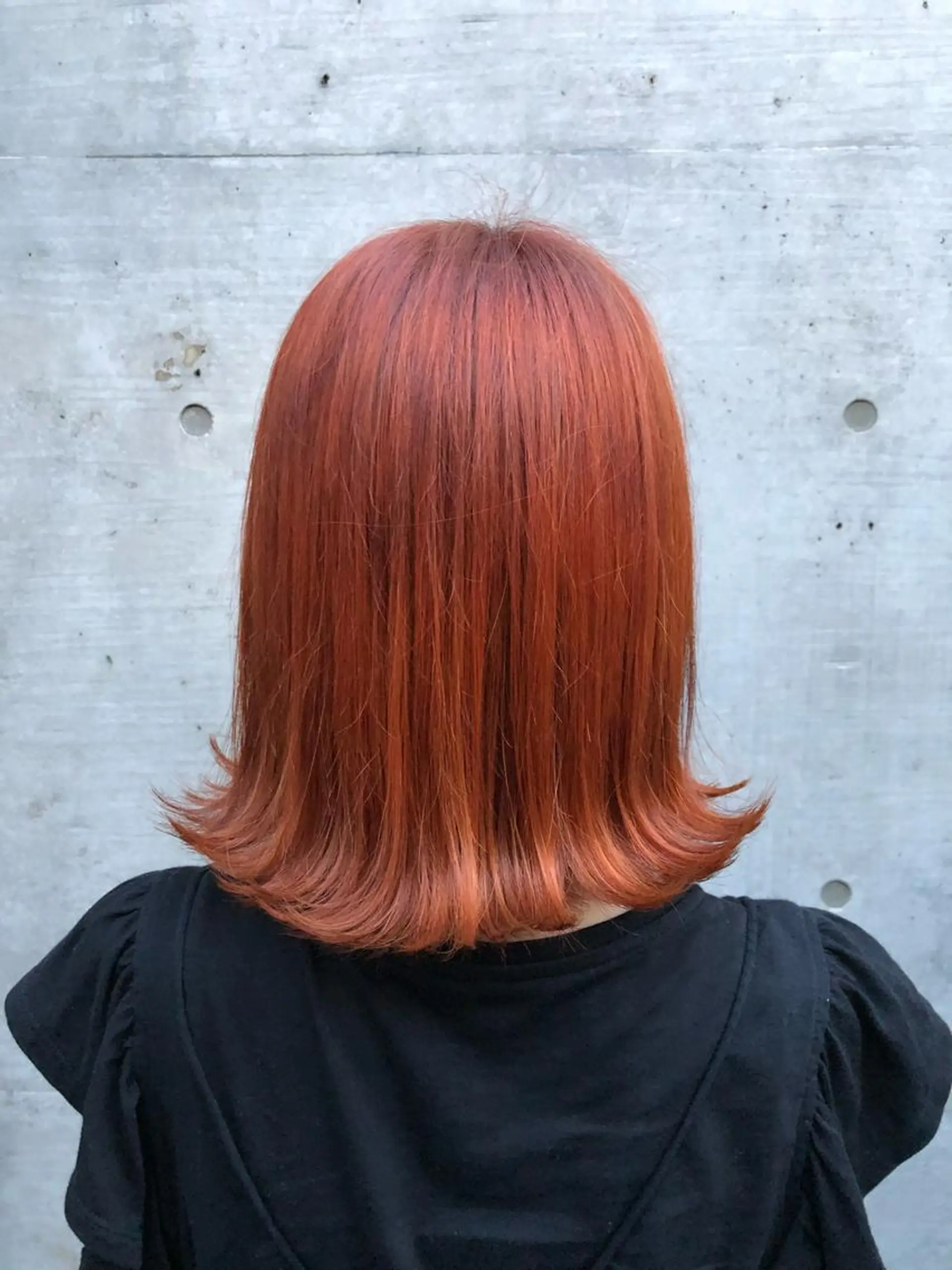 ミディアム カラー ブリーチ オレンジ ヘアカラー ヘアセット 韓国ヘア🤍髪質改善 🇰🇷AKANEのヘアスタイル